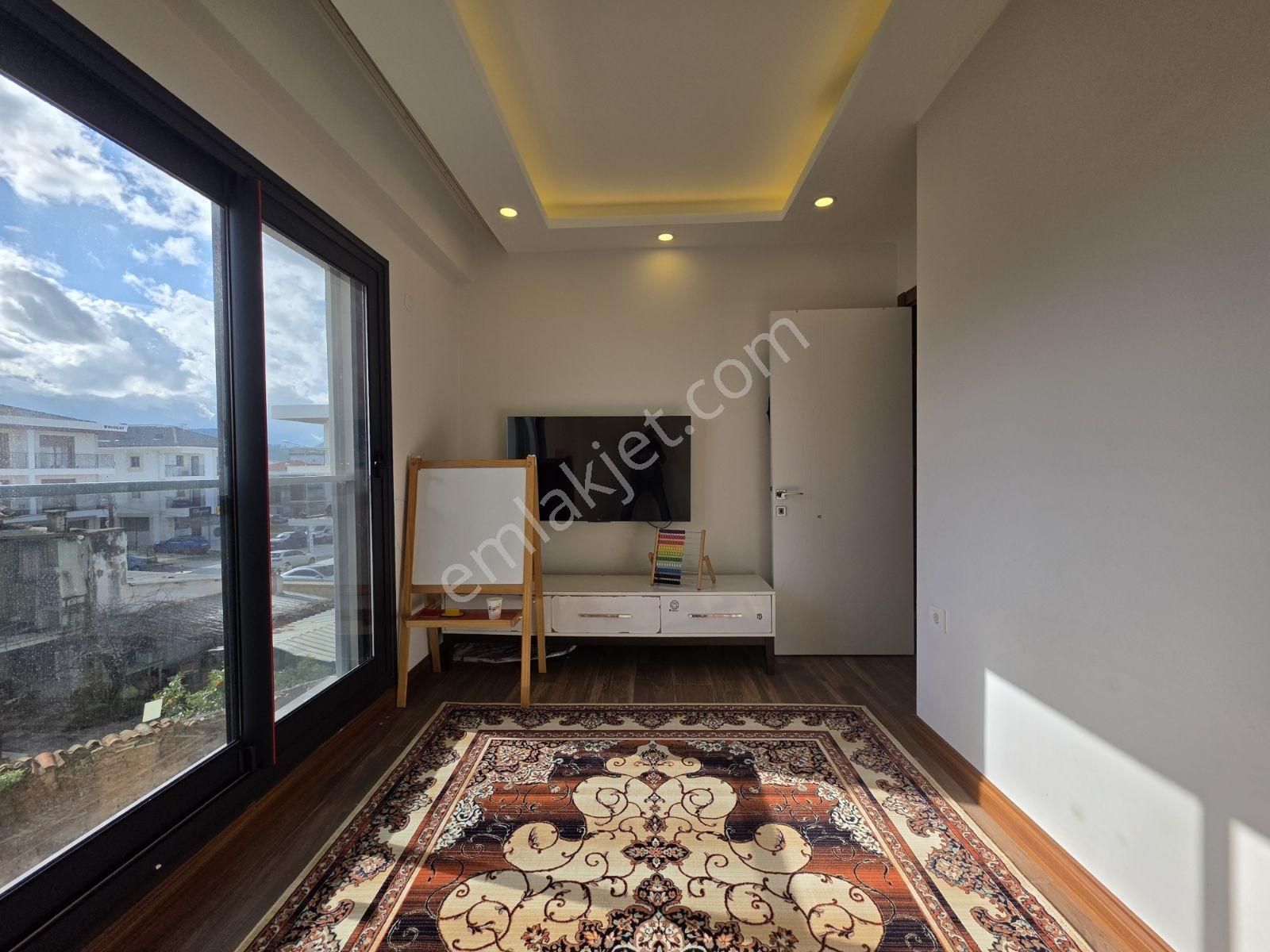 Güzelbahçe Mustafa Kemal Paşa'da Satılık 2+1 Doğalgazlı Daire - Görsel 4