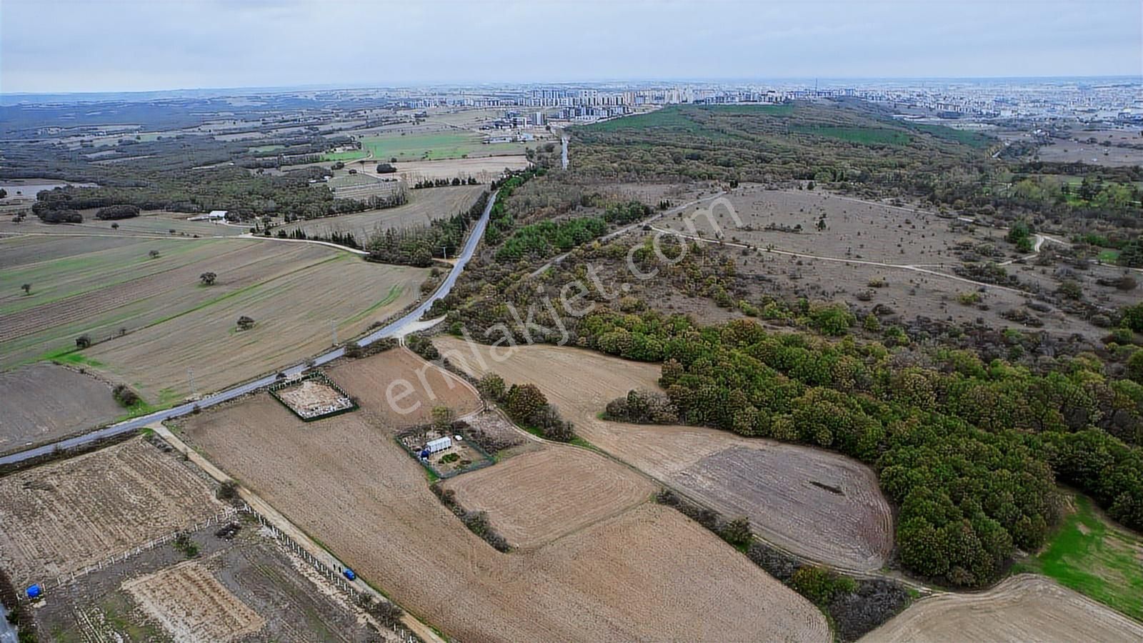 Silivri Çayırdere Müstakil Tapulu 2784 M2 Tarla Yatırım Fırsatı - Görsel 4
