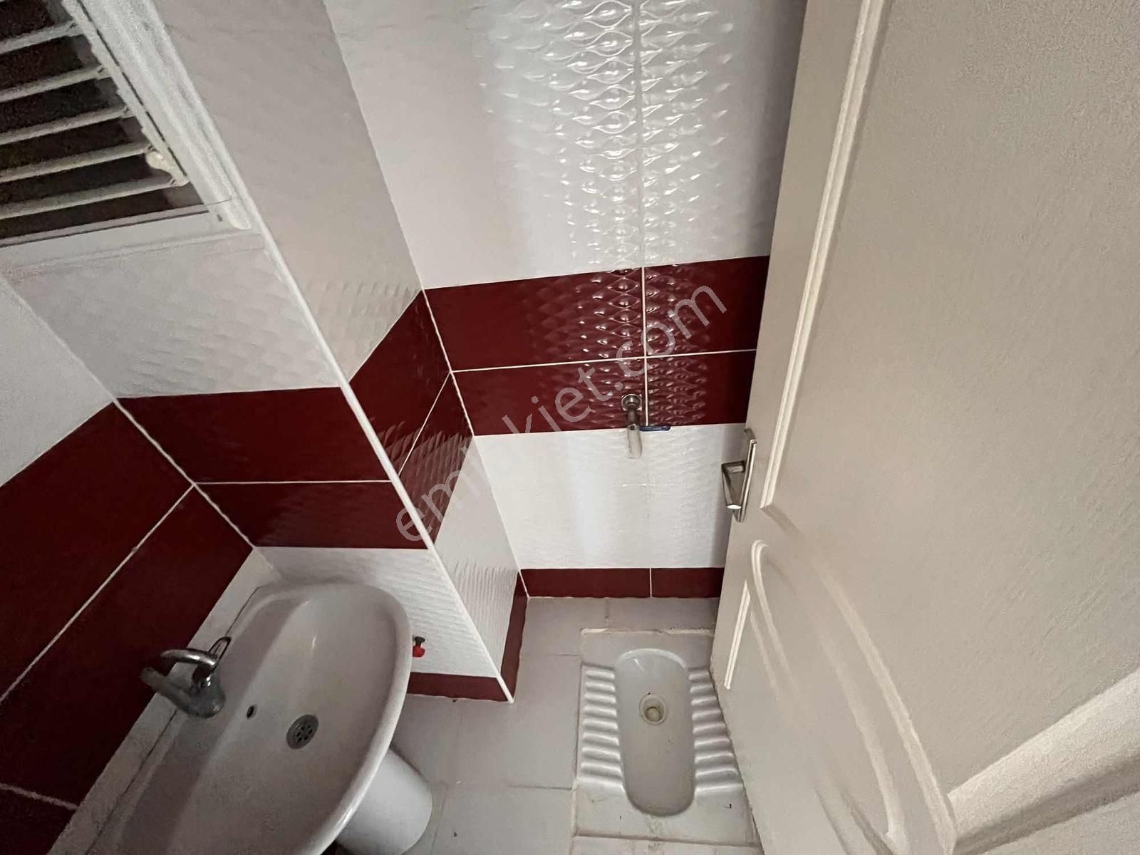 M. Akif Ersoy Mah Katta Masrafsız Kiralık Daıre - Görsel 2