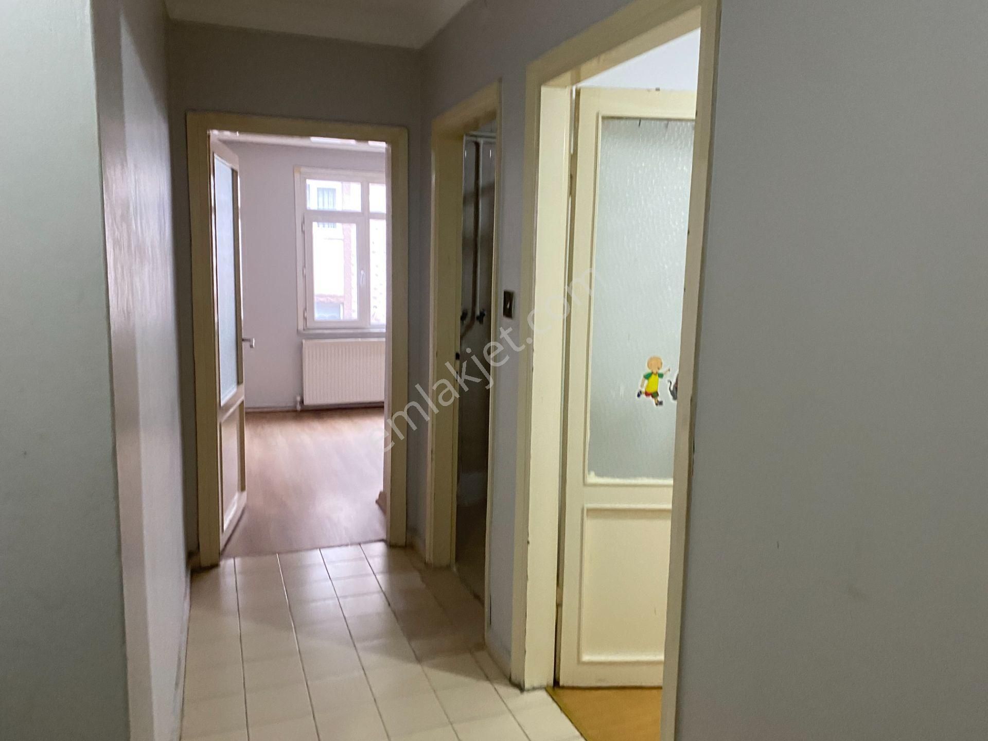 Destan-079-haseki Hastane Yakını 2-oda 1-salon Kombili 80m2 2.son Katta - Görsel 7