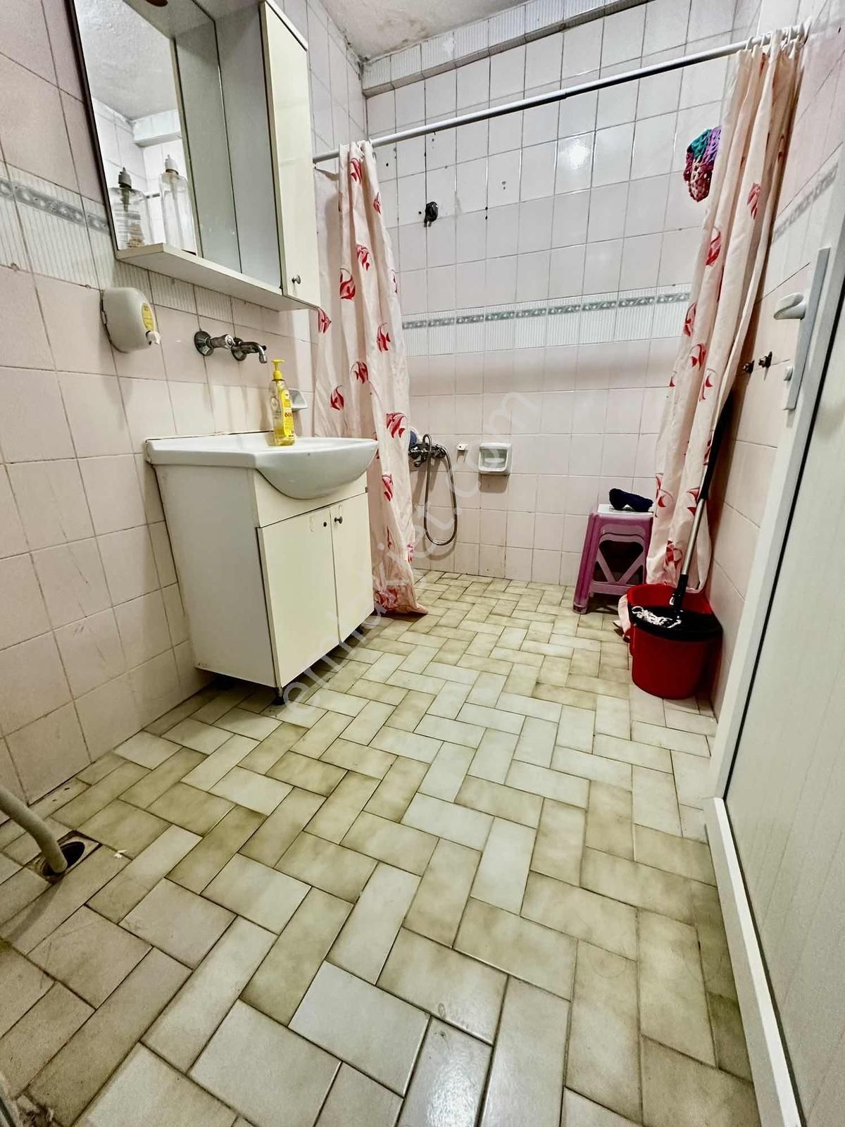 Umurbey Mah. 2+1 90m2 Kat Mülkiyetli Bahçeli Daire - Görsel 2