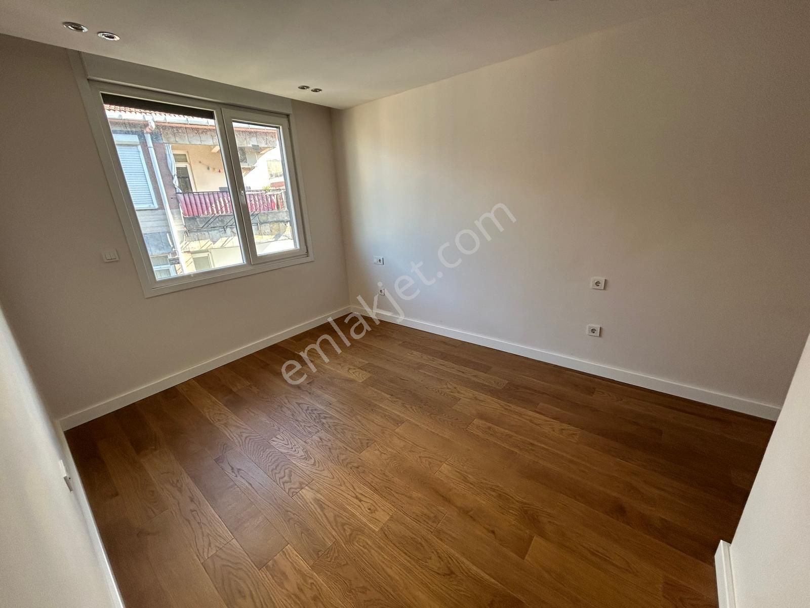 Üsküdar Merkez'de Boğaz Manzaralı Net 150 M2 3+1 Dubleks Daire - Görsel 20
