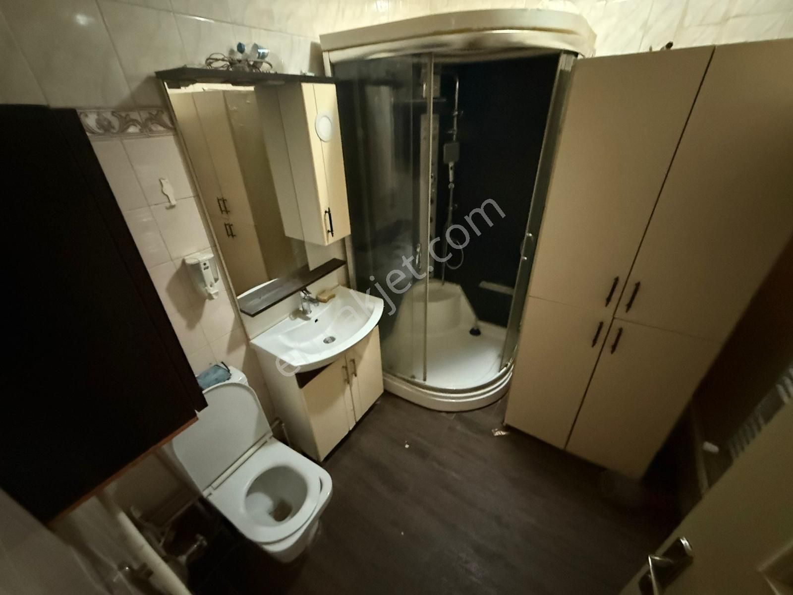 Home'dan İsmetpaşa Mah'de Kiralık 100m 2+1 1-kat Temiz Daire.... - Görsel 21