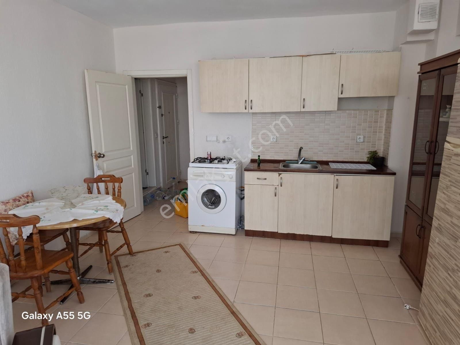 Foça Bağarası Merkezde Daire - Görsel 9