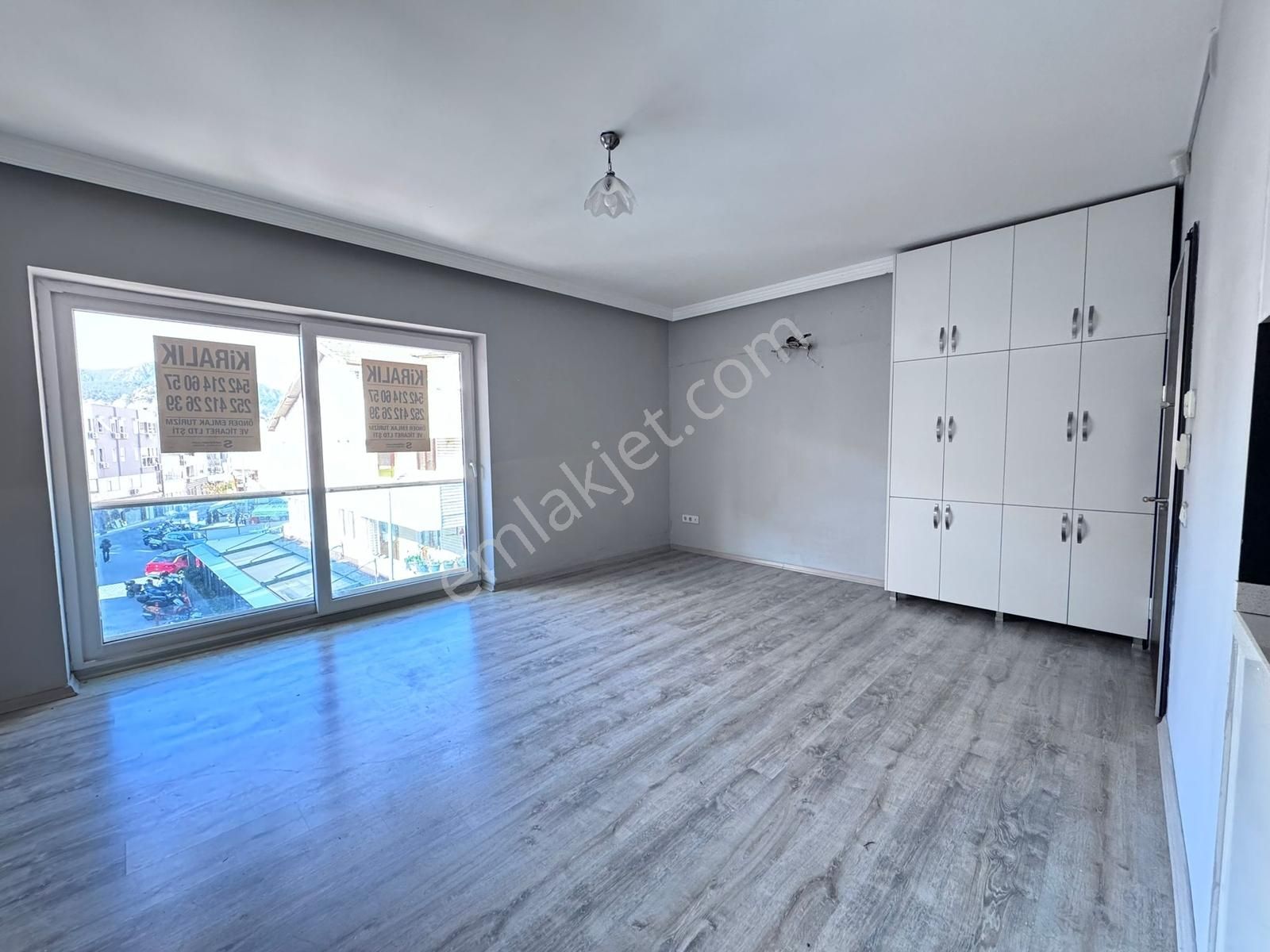 Marmaris Merkez'de Eşyasız Kiralık Daire - Görsel 6