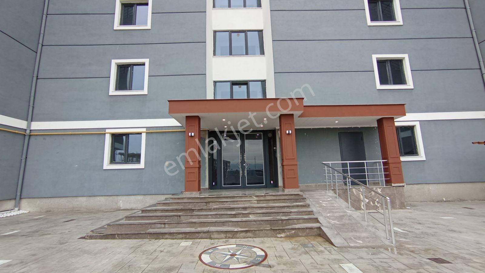Yunus Çelebi Den Gökdelenler Bölgesinde Site İçi Satılık 4+1 - Görsel 11