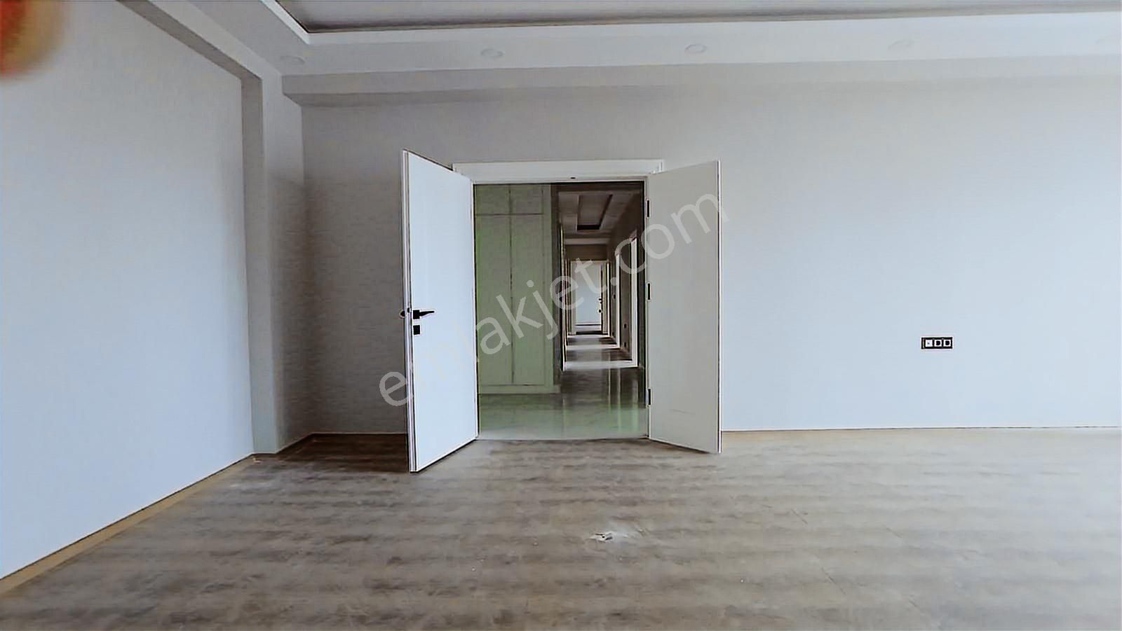 Yunus Çelebi Den Gökdelenler Bölgesinde Site İçi Satılık 4+1 - Görsel 28