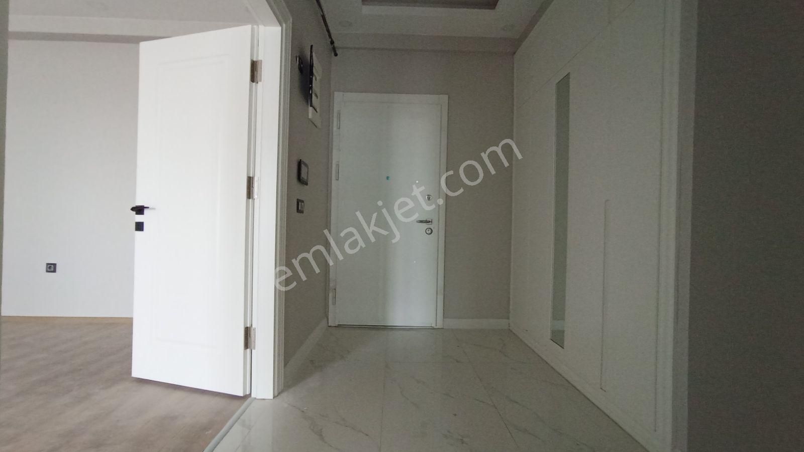 Yunus Çelebi Den Gökdelenler Bölgesinde Site İçi Satılık 4+1 - Görsel 34