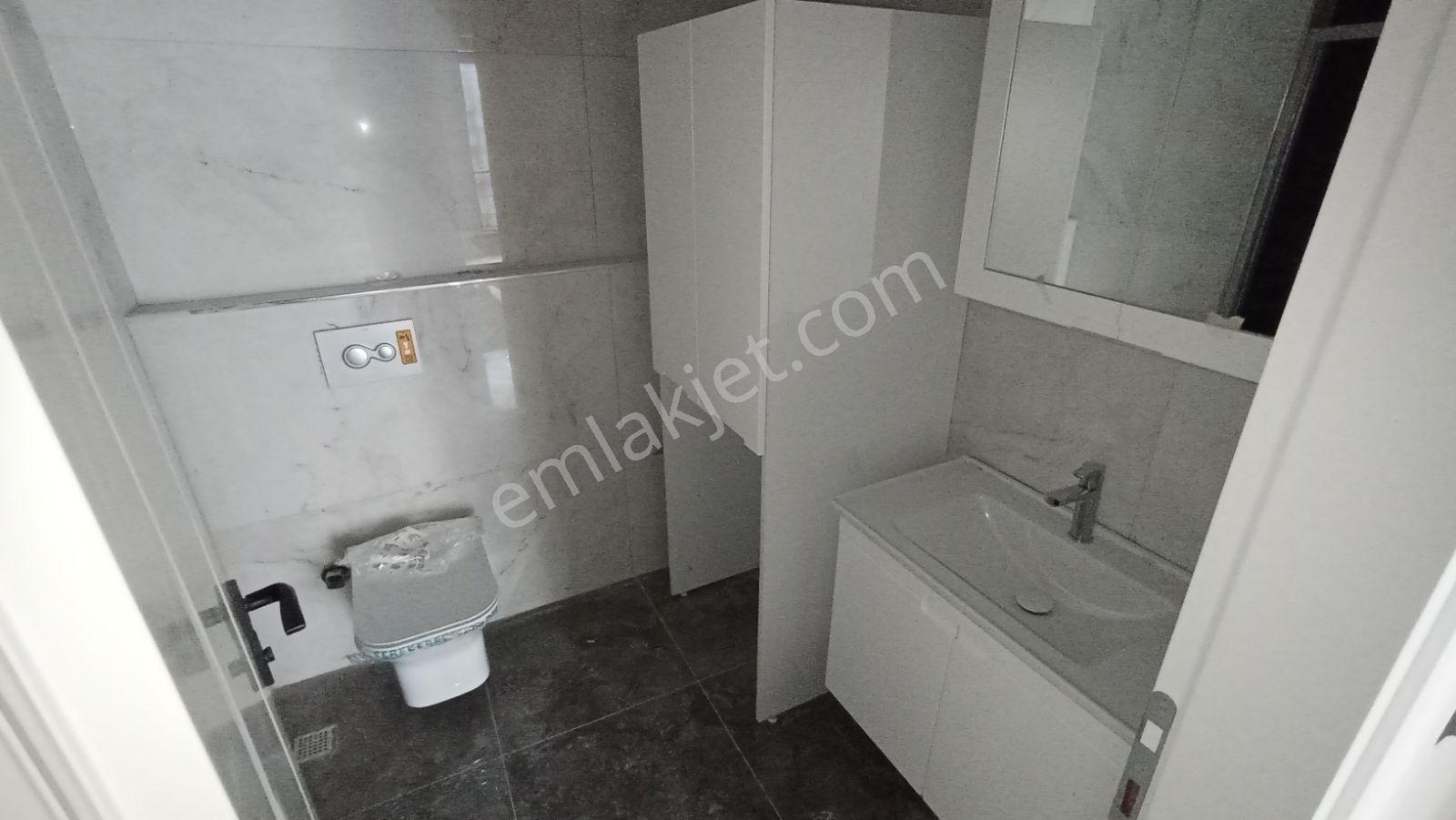 Yunus Çelebi Den Gökdelenler Bölgesinde Site İçi Satılık 4+1 - Görsel 25