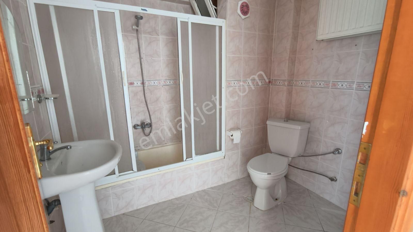 Anadolu Emlaktan Troya Caddesi Uysal Market Yakını Asansörlü - Görsel 5