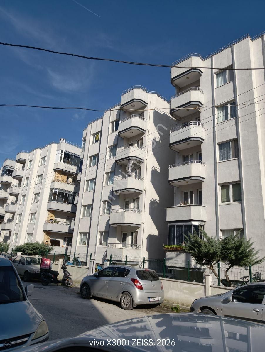 Anadolu Emlaktan Troya Caddesi Uysal Market Yakını Asansörlü