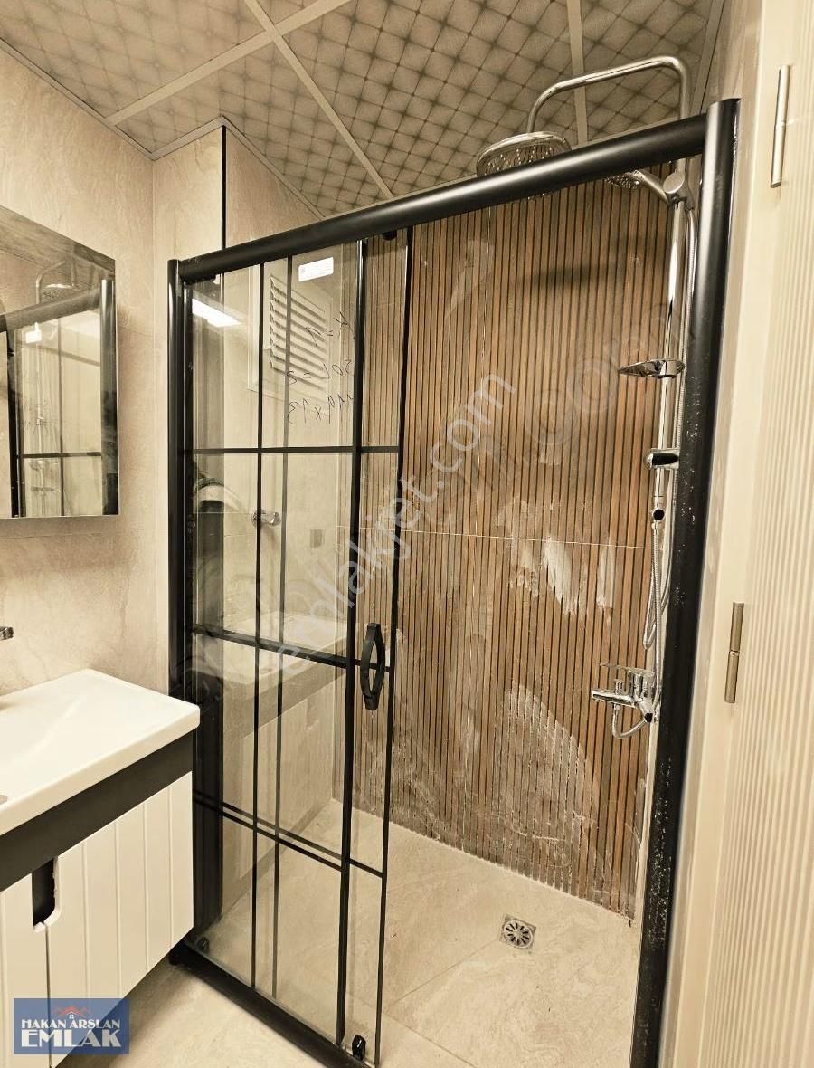 Yeni Emek'de Doğal Gazlı Tapu Masrafsız Modern 2+1 Daire - Görsel 4