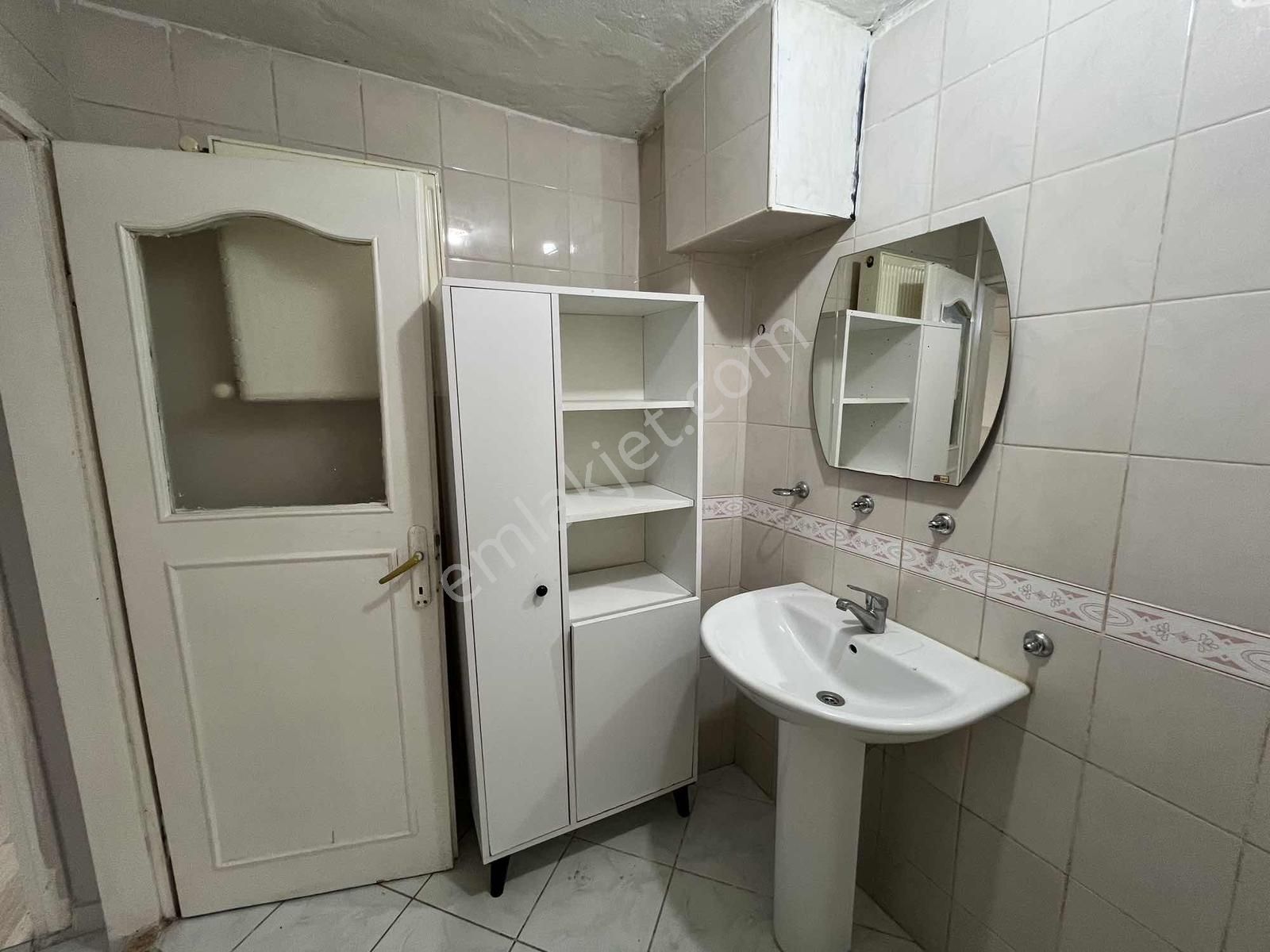 Çamlık Mahallesi Bahçe Katı 2+1 Satılık Boşş Daire - Görsel 21