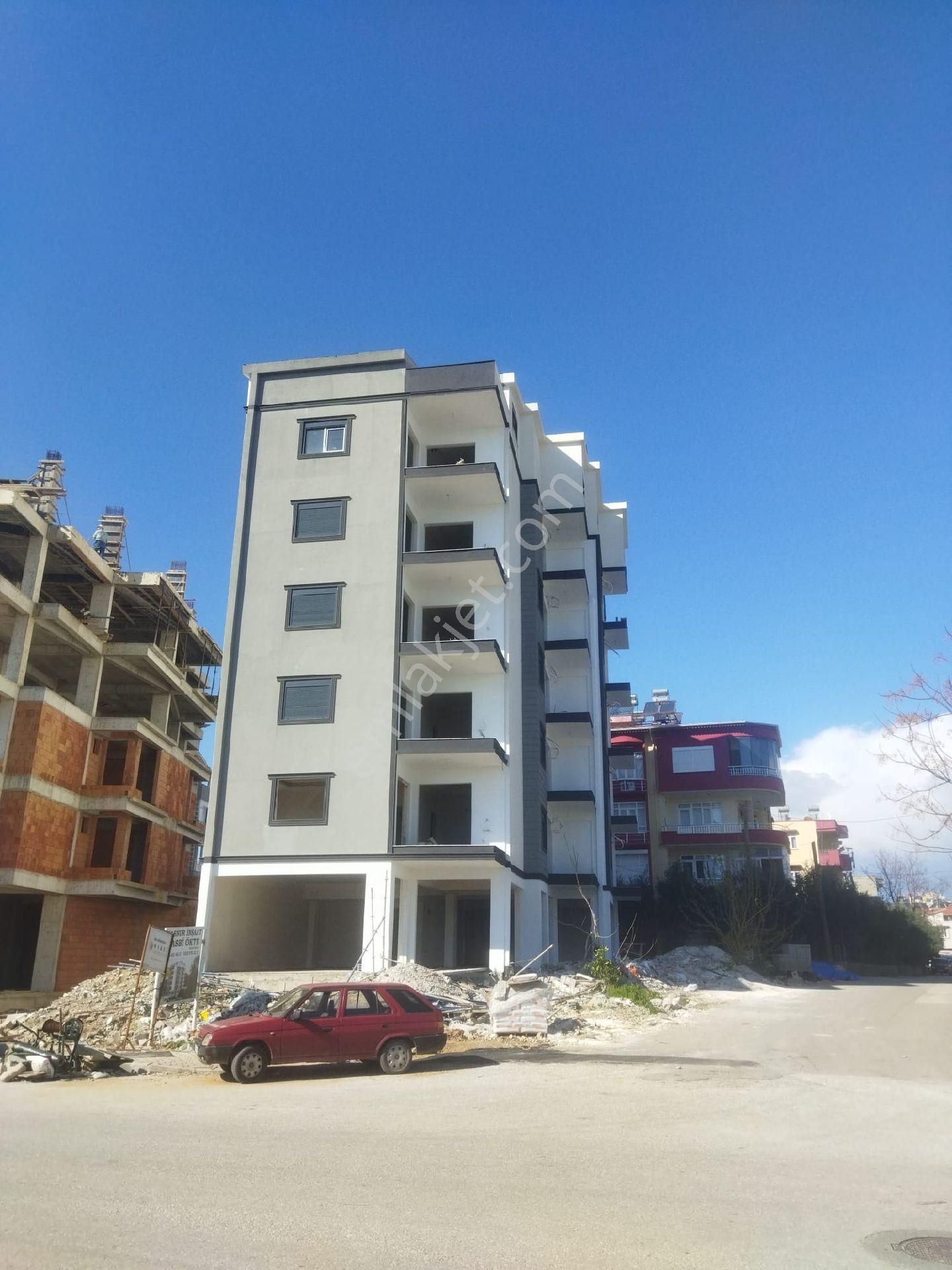 Serik Pazar Pazarı Yanı Uygun Fiyatlı Sıfır 3+1 - Görsel 2