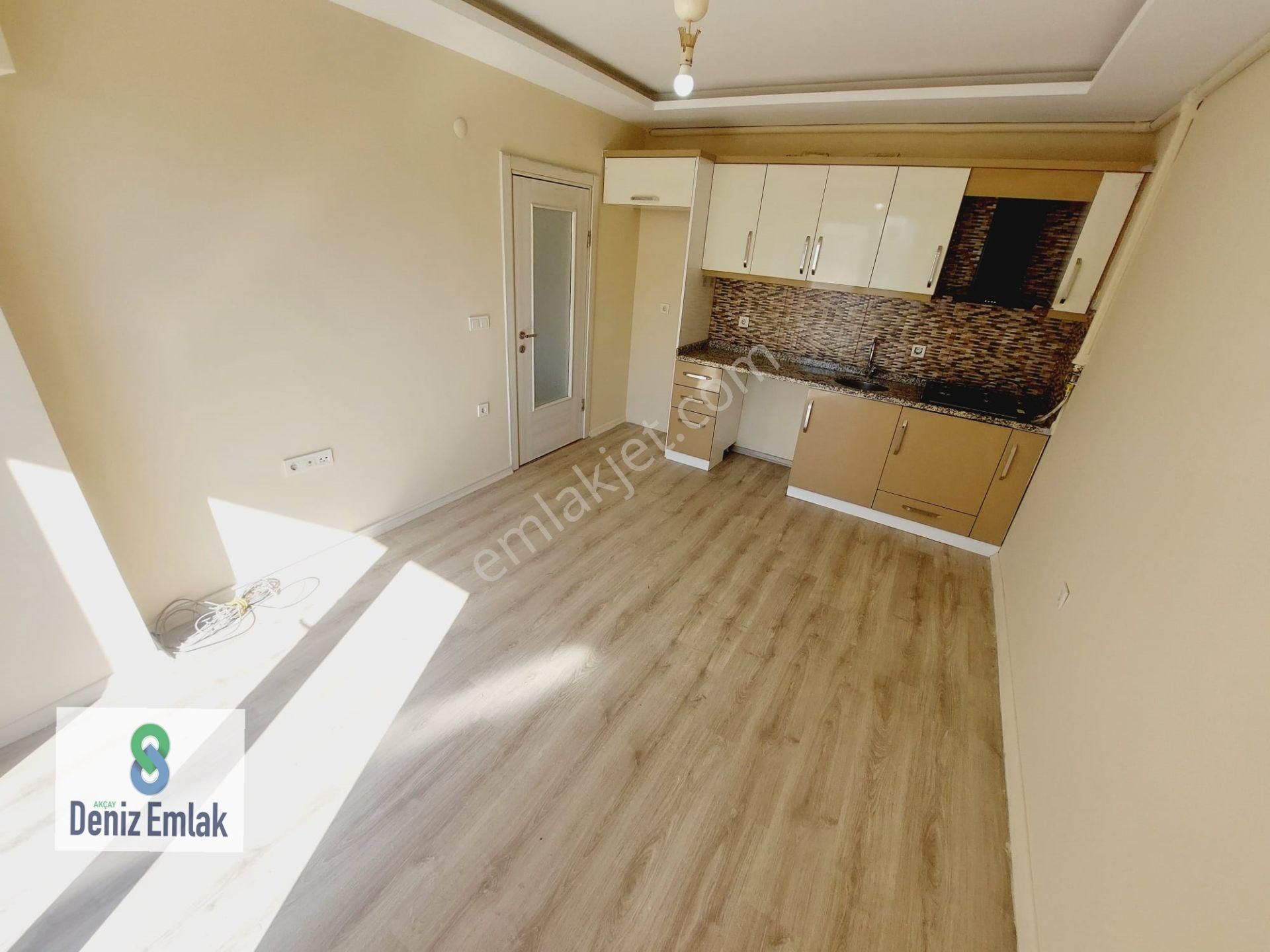 Denizden Akçayda Öncephe Asansörlü Doğalgazlı Satılık 1+1 Daire. - Görsel 31