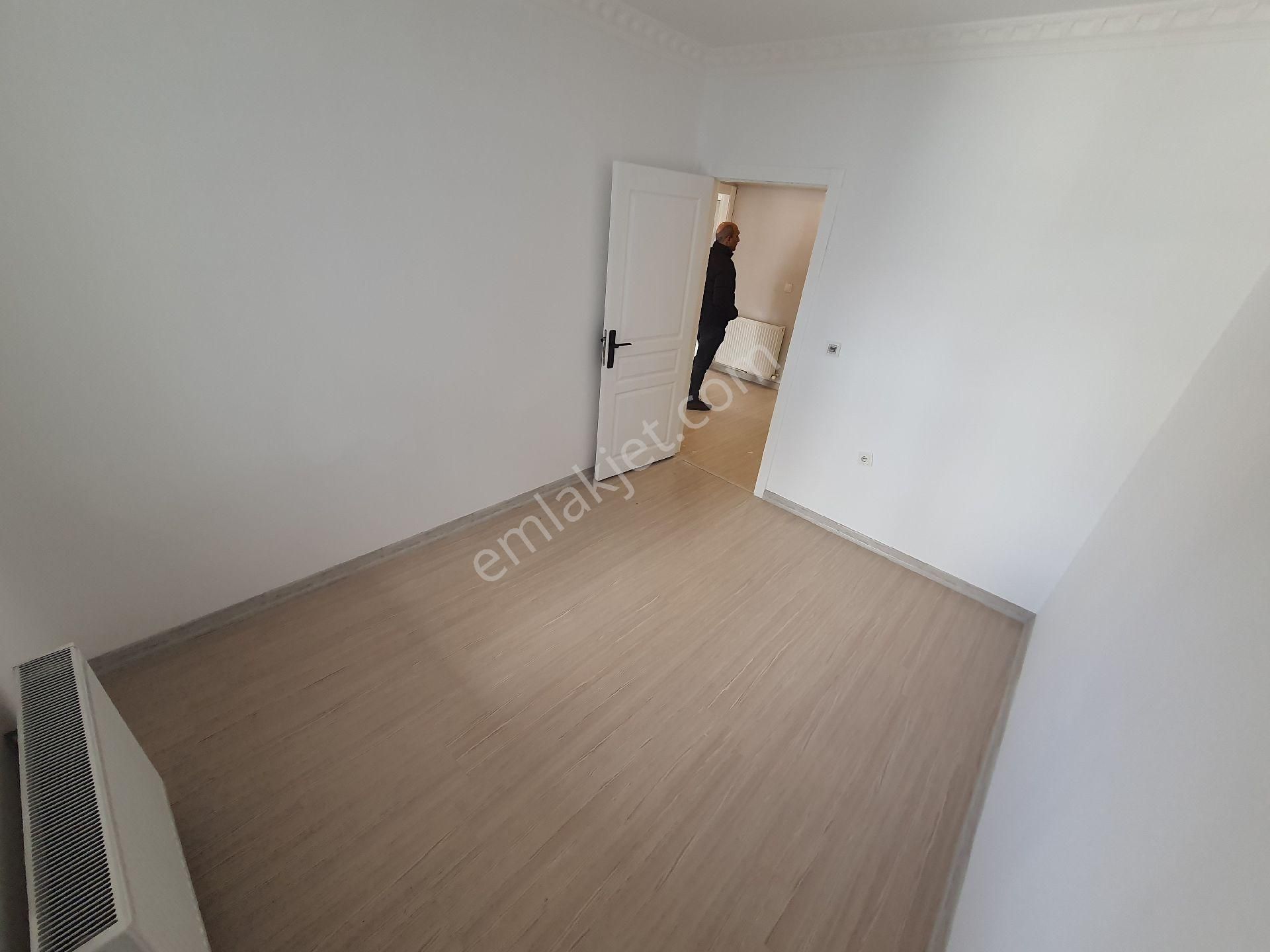 Kent'ten Mutlu Mh. Cadde Üzeri 1.kat Asansörlü Full Yapılı Fiyat Performans Dairesi... - Görsel 17