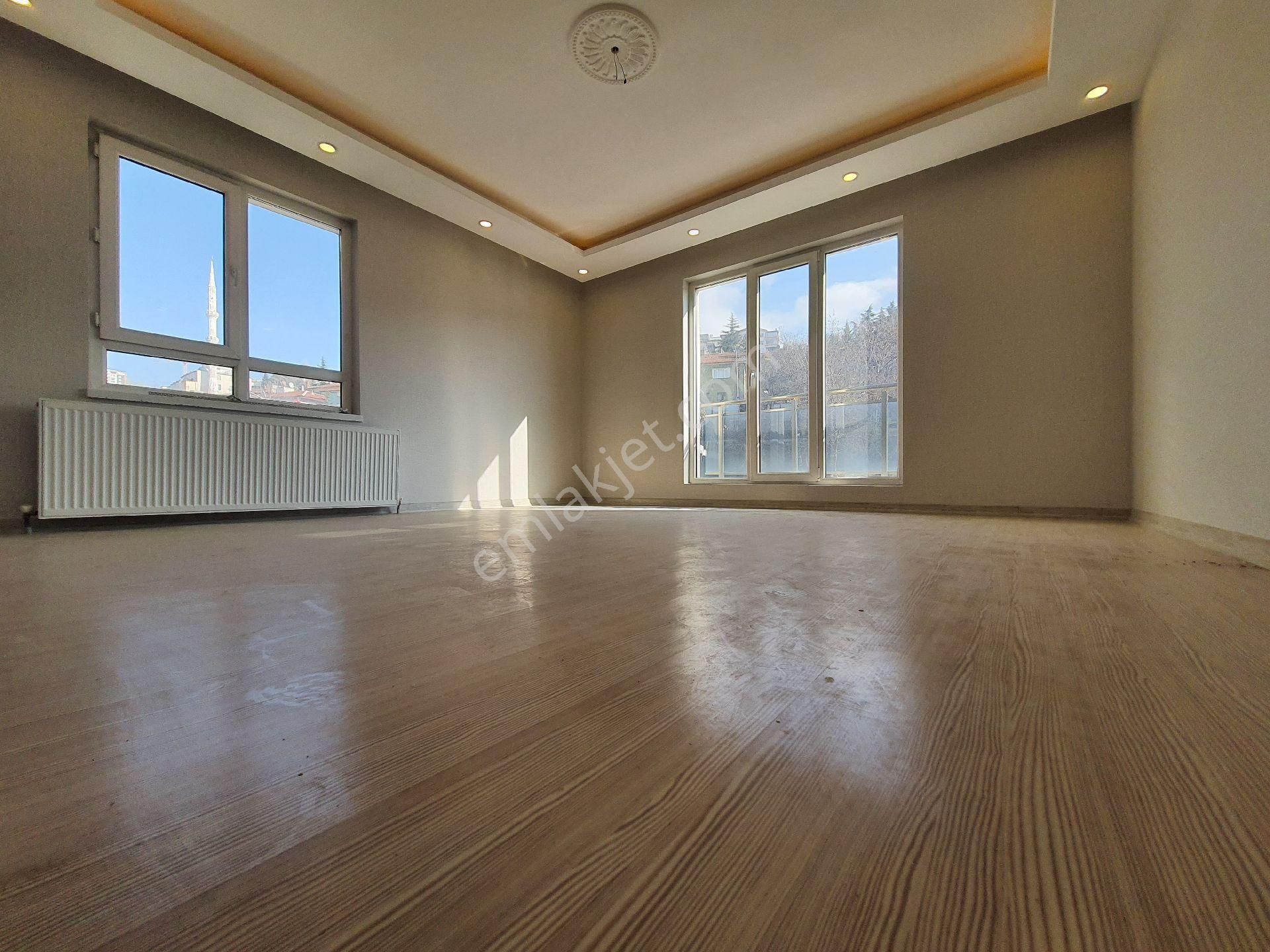 Kent'ten Mutlu Mh. Cadde Üzeri 1.kat Asansörlü Full Yapılı Fiyat Performans Dairesi...