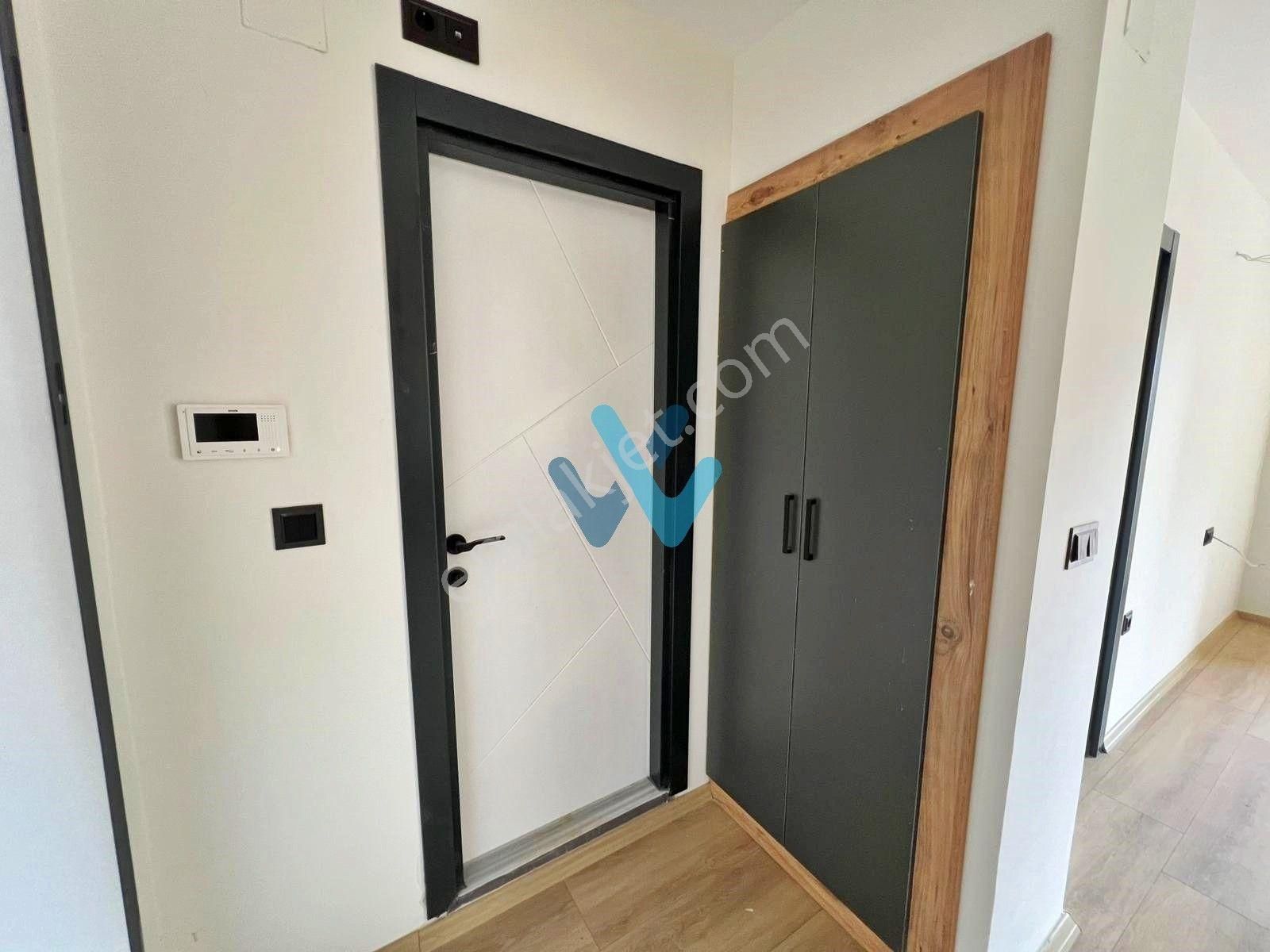 Win'den Arpaçbahşişte Site İçersinde Satılık Geniş 1+1 - Görsel 9