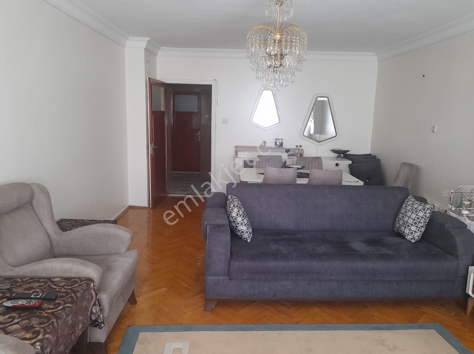 Demirlibahçe 3+1 Satılık Ara Kat Daire