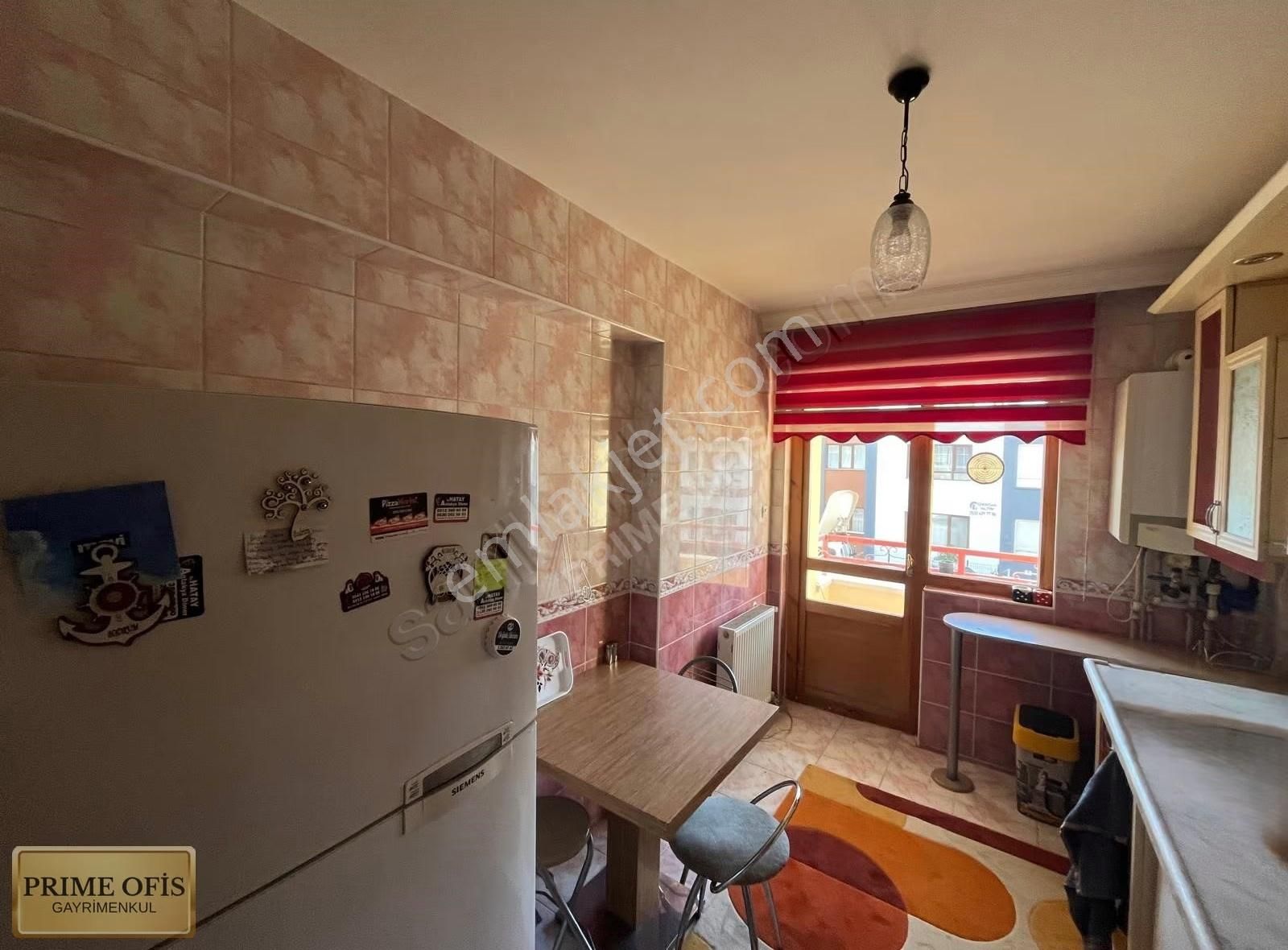 19 Mayıs Mahallesinde Eşyalı Kiralık Geniş Daire - Görsel 18