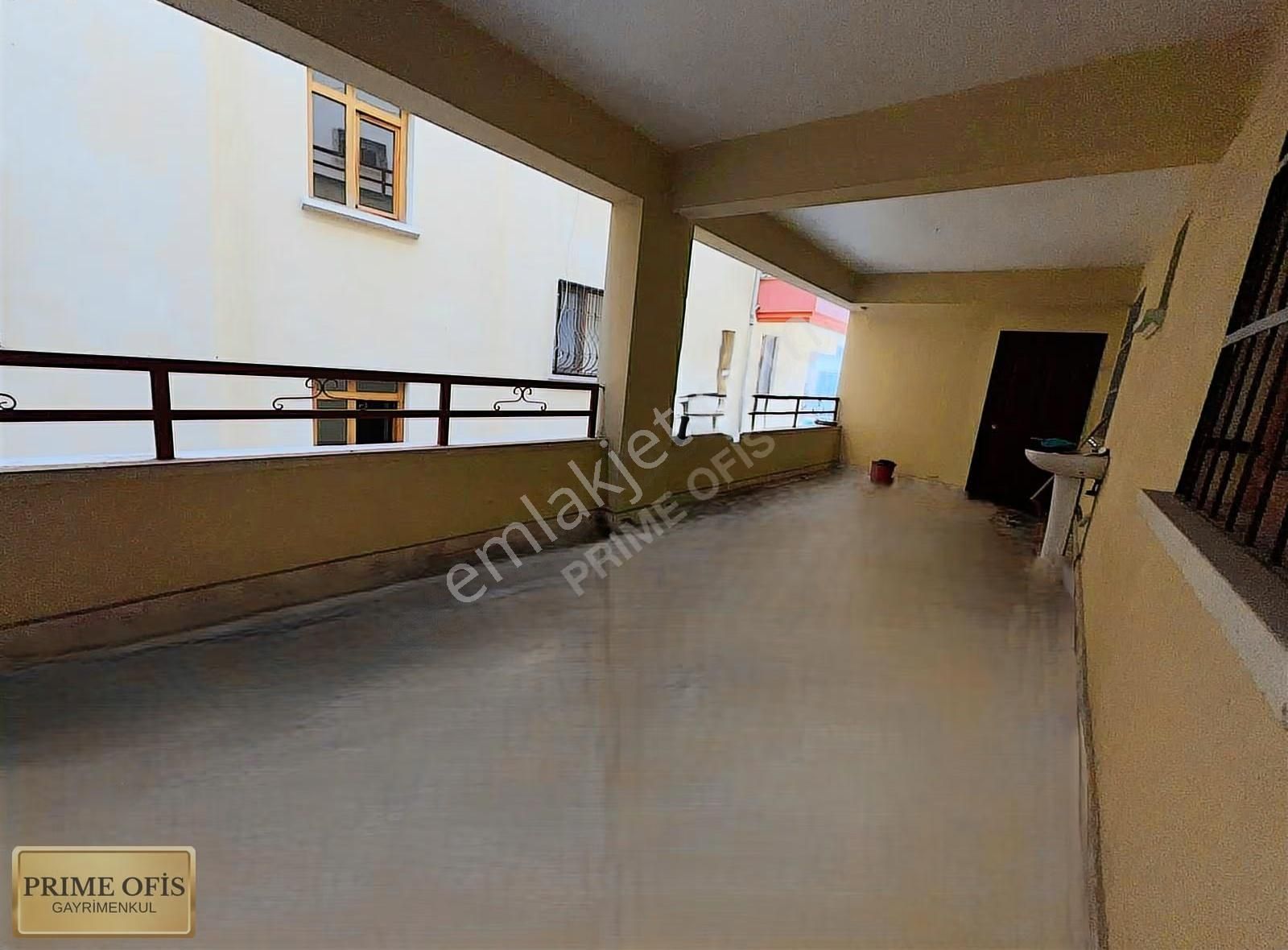 19 Mayıs Mahallesinde Eşyalı Kiralık Geniş Daire - Görsel 8