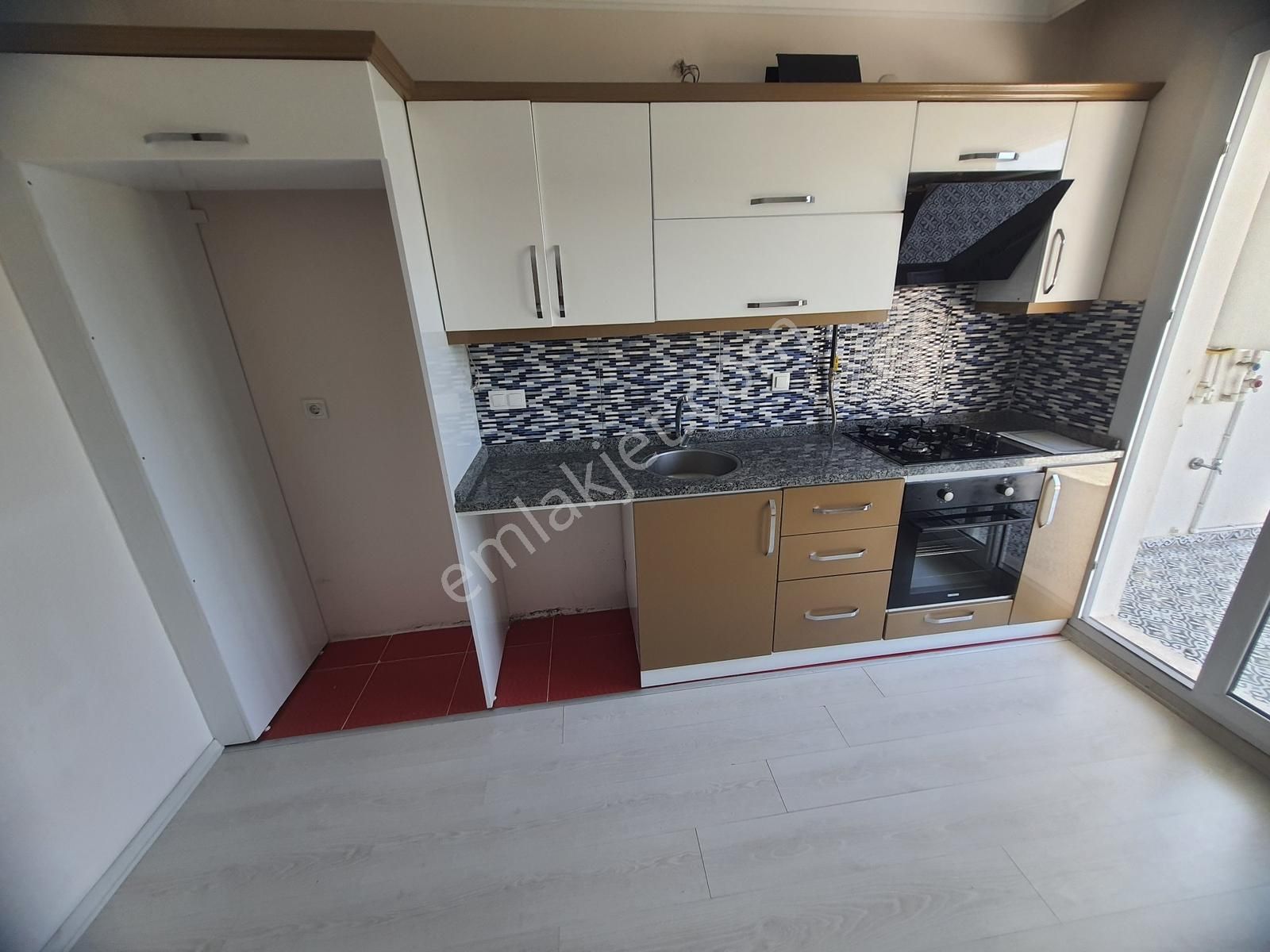 Şirintepe De Oto Parklı Doğalgazlı Ankastreli Kiralık 2+1 Daire - Görsel 30