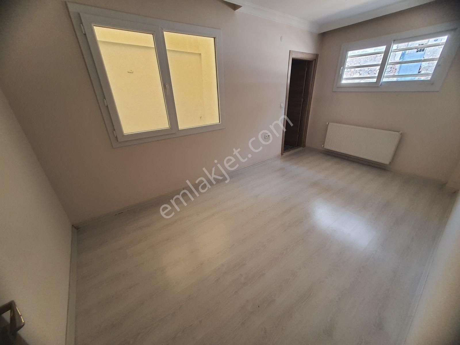 Şirintepe De Oto Parklı Doğalgazlı Ankastreli Kiralık 2+1 Daire - Görsel 6