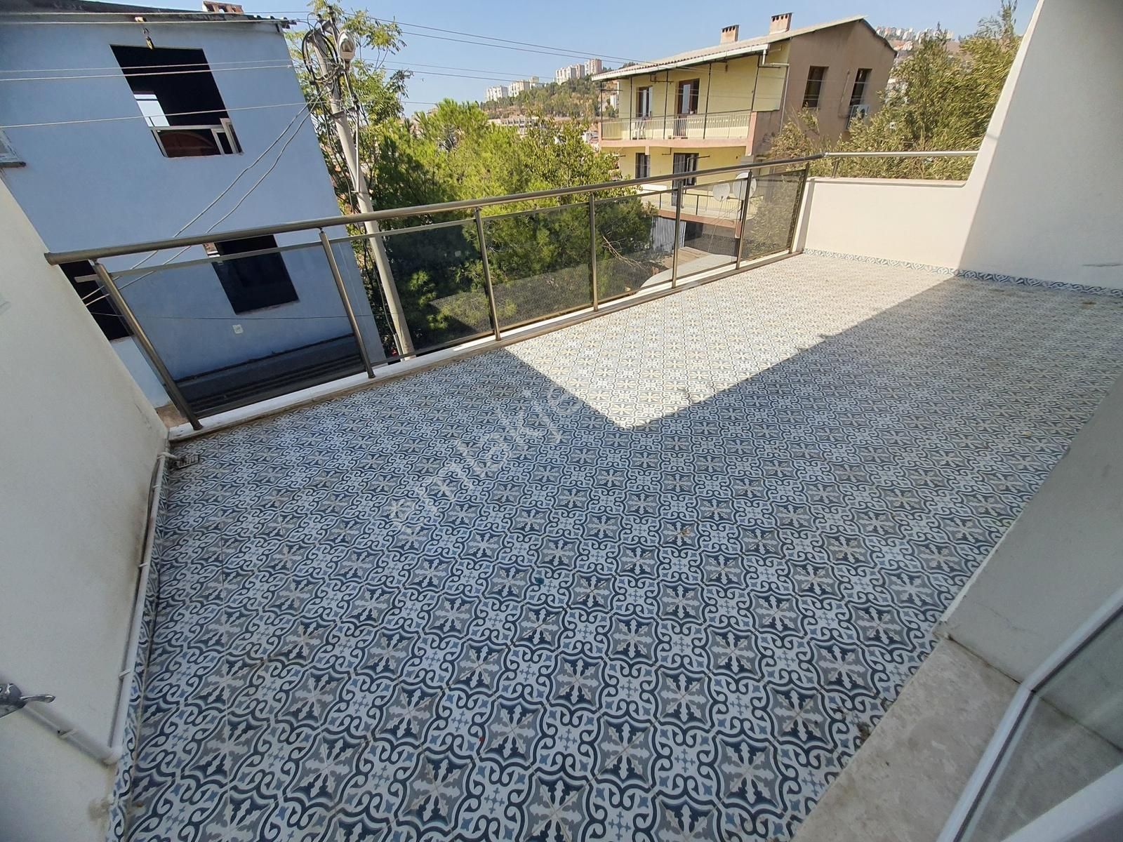 Şirintepe De Oto Parklı Doğalgazlı Ankastreli Kiralık 2+1 Daire - Görsel 16