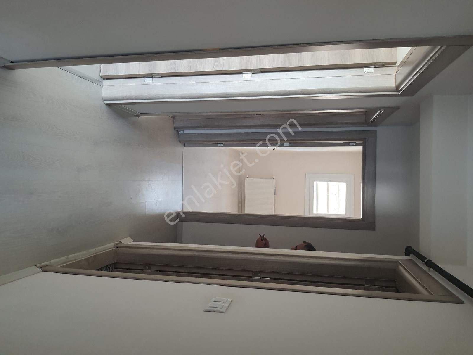 Şirintepe De Oto Parklı Doğalgazlı Ankastreli Kiralık 2+1 Daire - Görsel 32