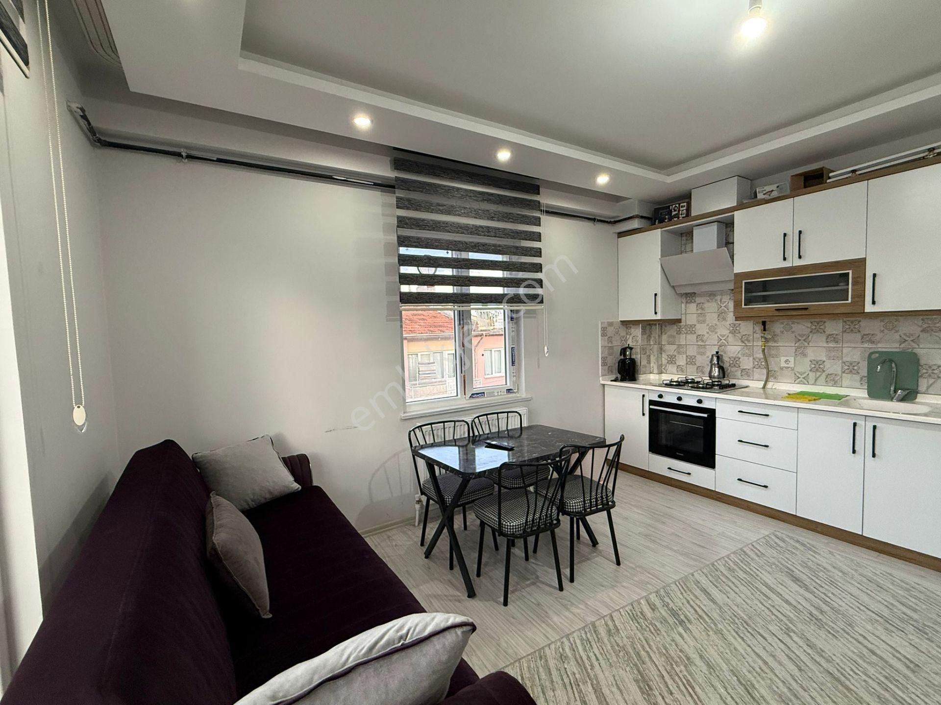 Kiralık 1+1 Full Eşyalı Gümüşçeşme Mah. - Görsel 8