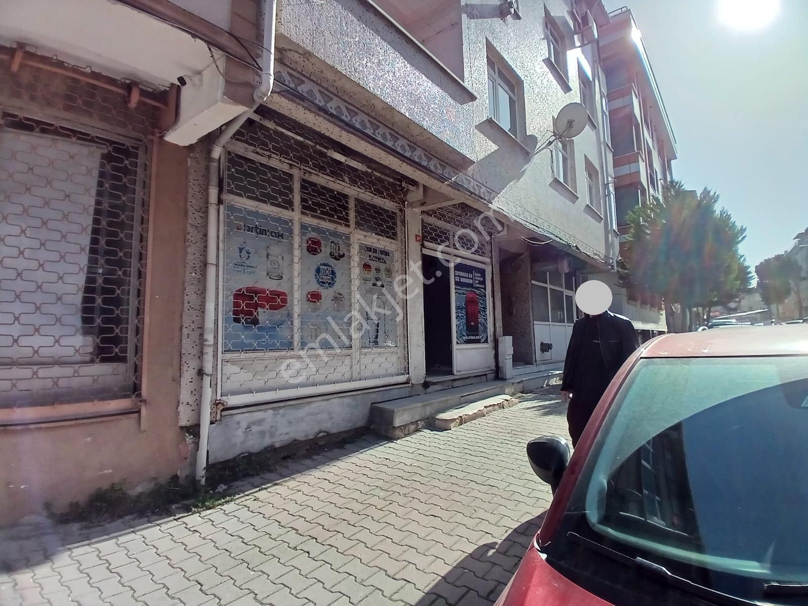 Özgen'den Kiralık Düz Giriş Geniş Ve Ferah İşyeri