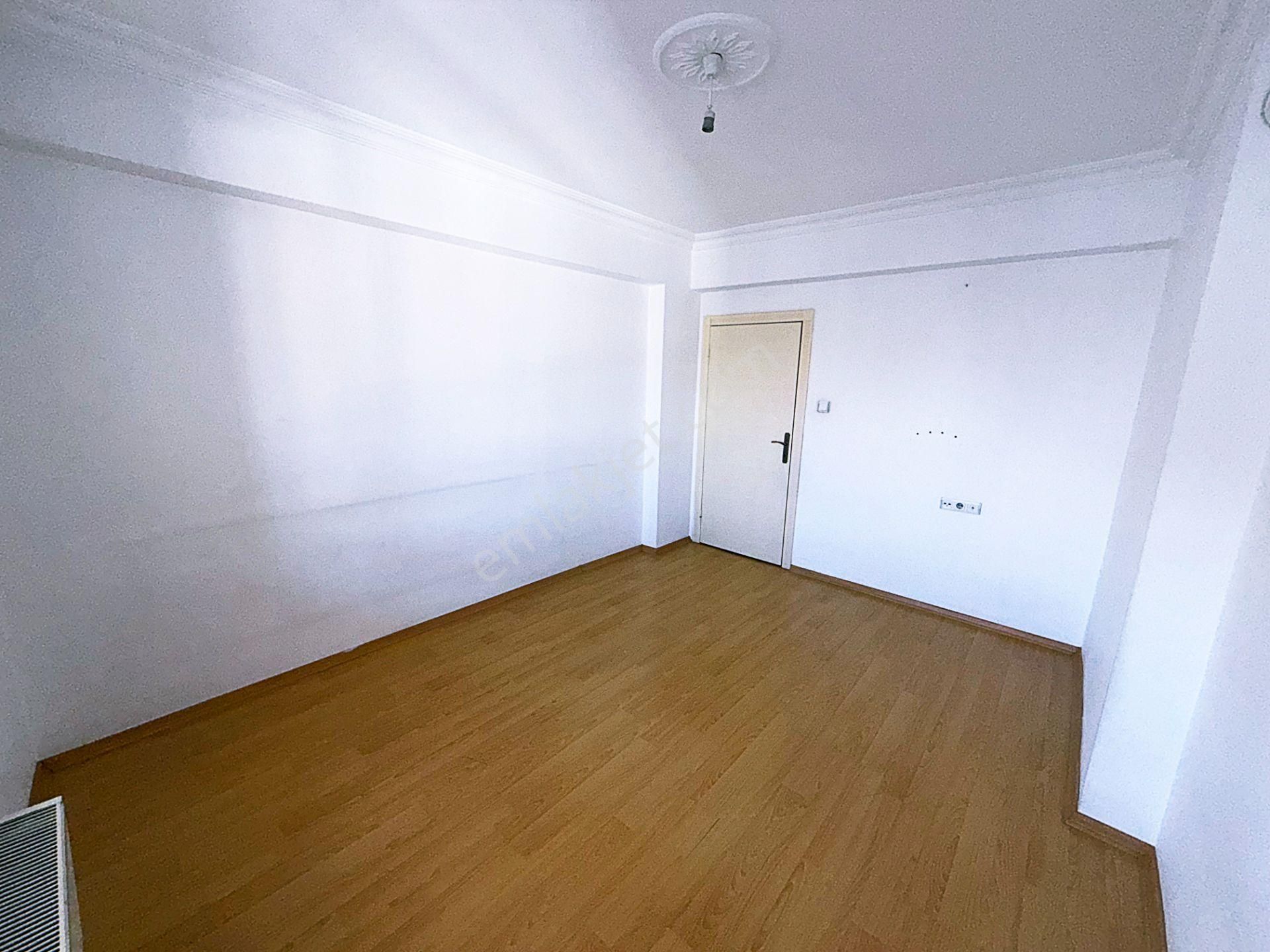 Cihandan Burç Mah Seval, Teleferik Son Durağa Yakın Boş Kiralık 3+1 Daire - Görsel 8