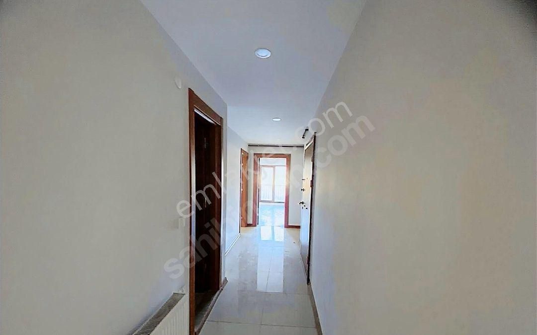 Çanakkale Merkezde 5 Yıllık, Site İçi, Bakımlı, Kiralık 2+1 Daire - Görsel 13