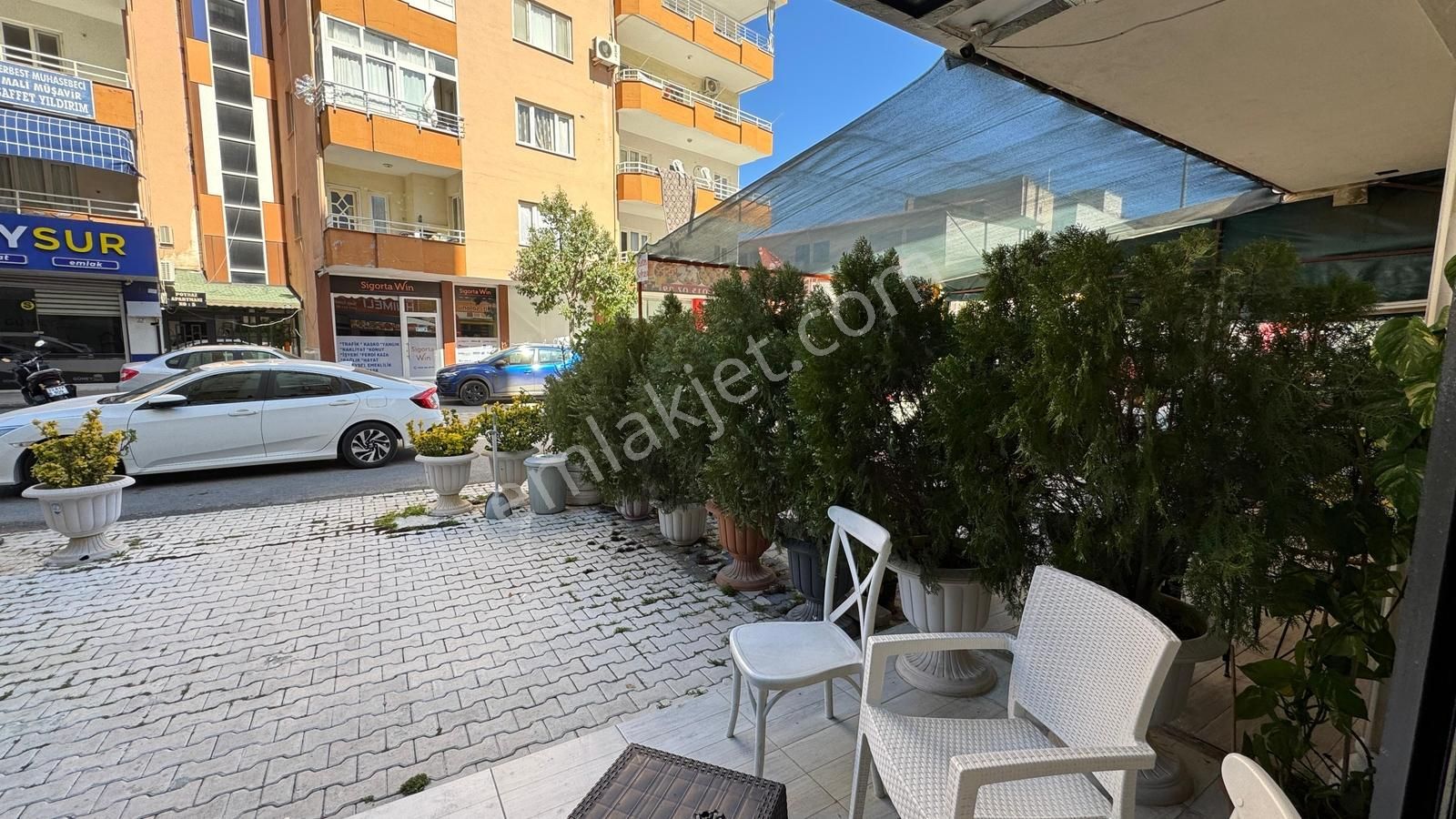 Erdemli Merkezde 60 M² Geniş Ön Kullanımlı Fırsat Dükkan