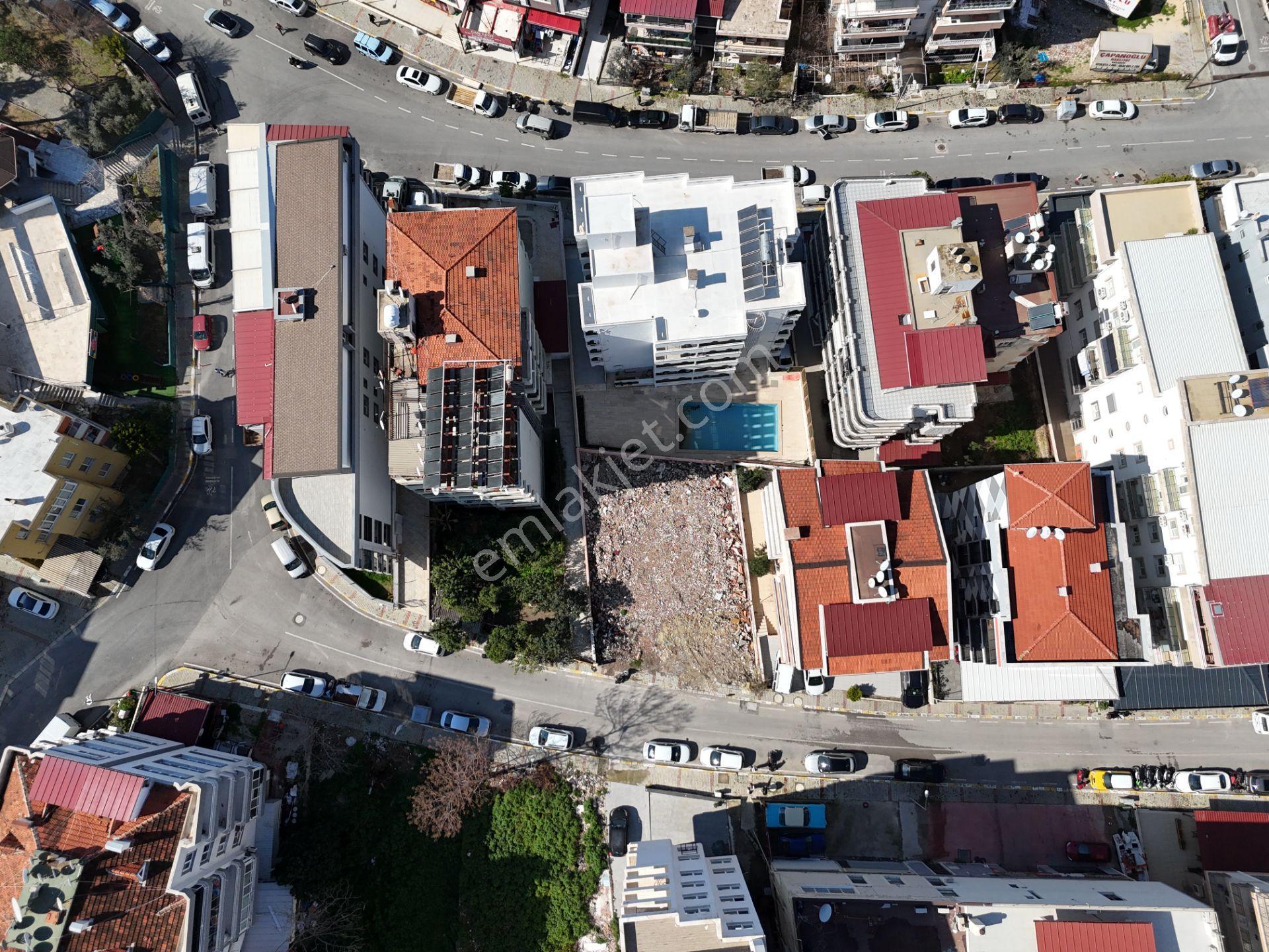 Kuşadası Merkezde 4 Kat İmarlı Arsa - Görsel 7