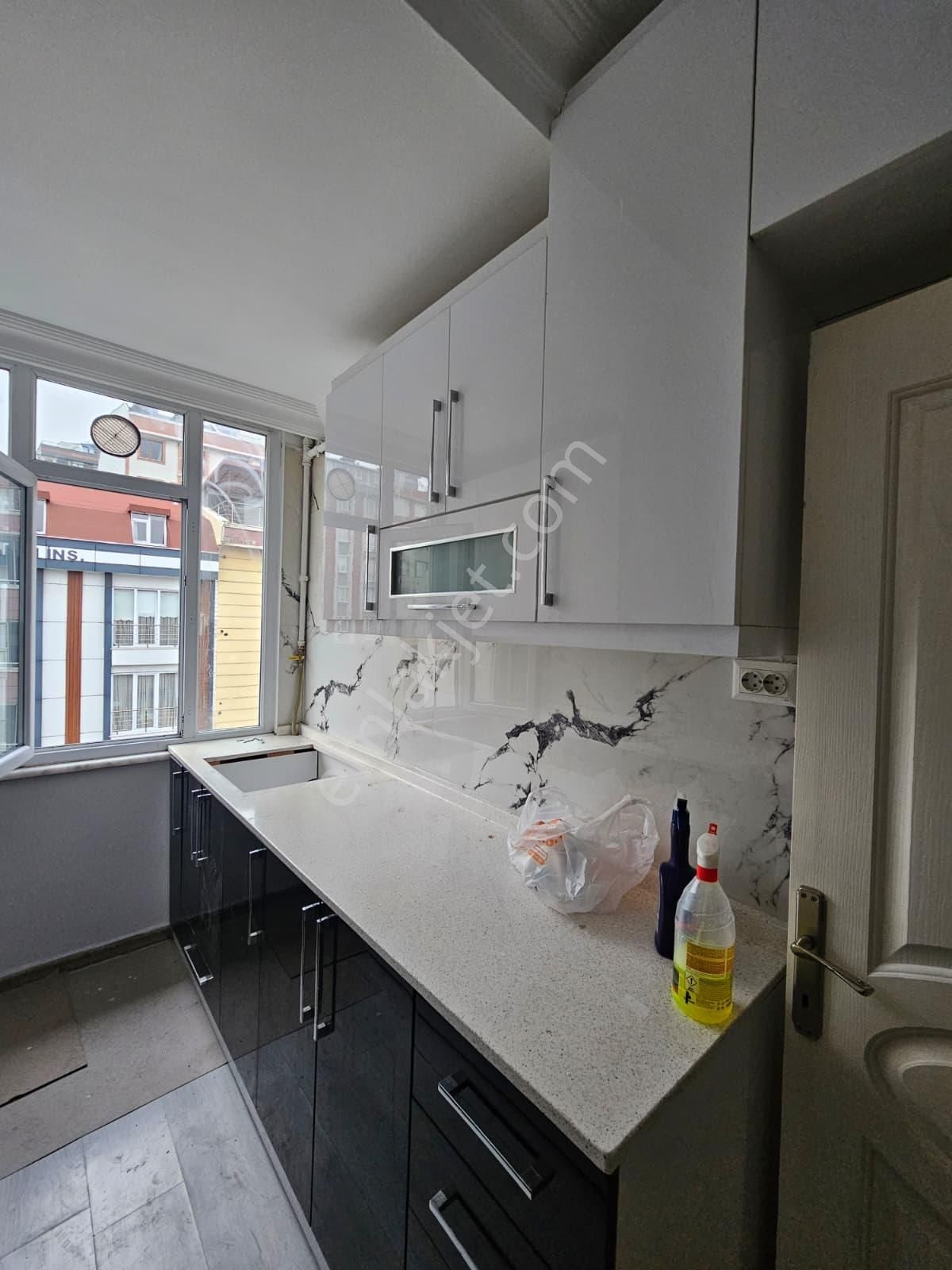 Beylikdüzü Ulaşıma Yakın Lokasyon'da 2+1 Arakat Kiralık !! - Görsel 16
