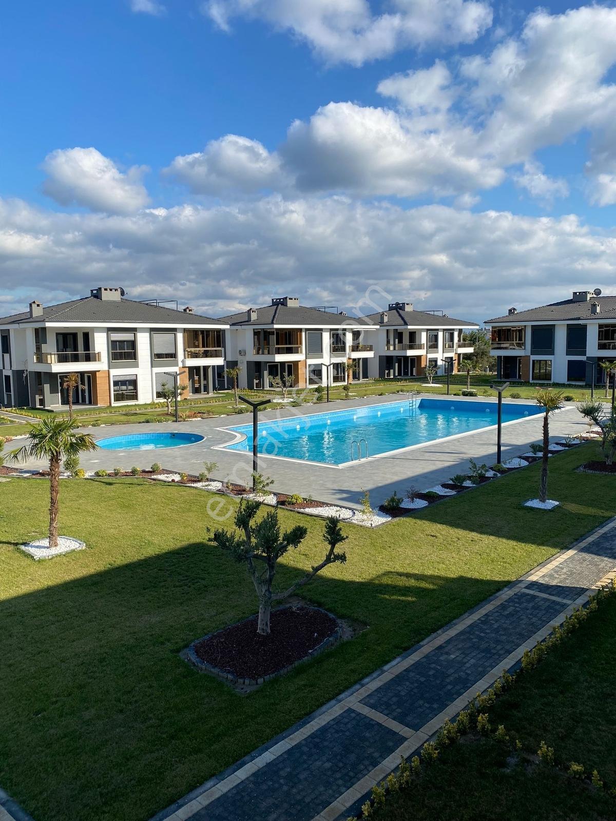 Güre Altınoluk Arası Denize 600 Mt 2+1 Lüx Sitede - Görsel 24