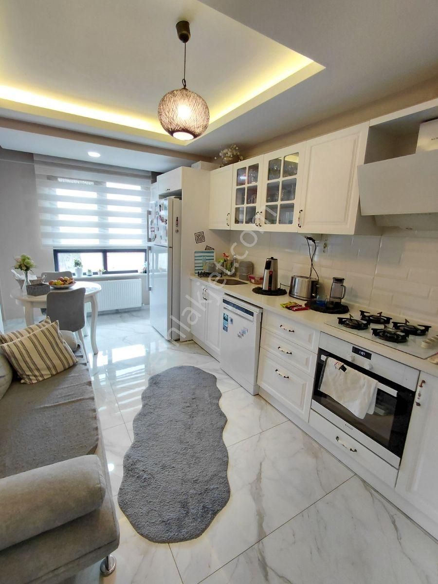 Satılık Osmangazi Mah.geniş Ve Lüks Dubleks Daire Özel Teraslı - Görsel 22