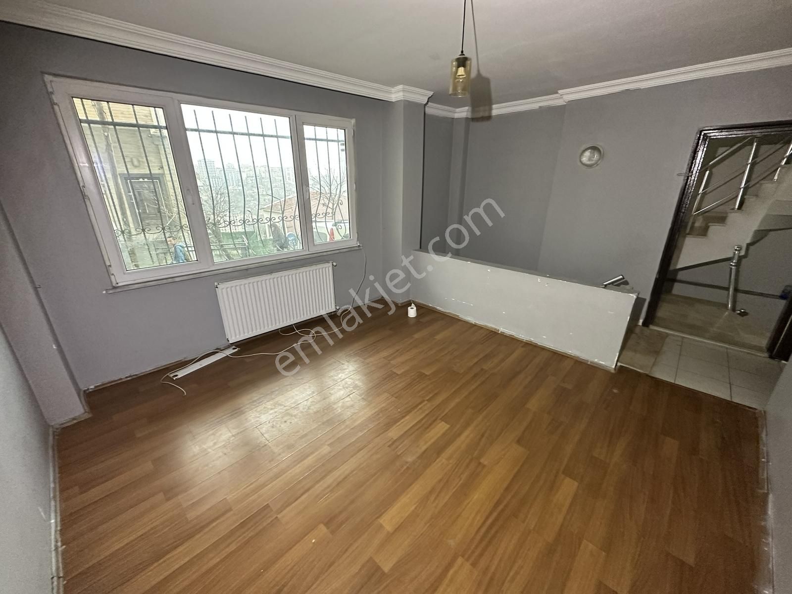 Şeref Emlak Kiralık Ters Dubleks Daire 25.000 Tl - Görsel 4