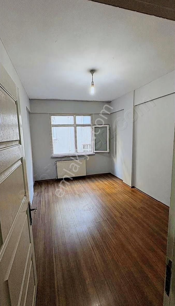 Muratpaşa'da Kiralık 1+1 Daire - Merkezi Konum - Görsel 12