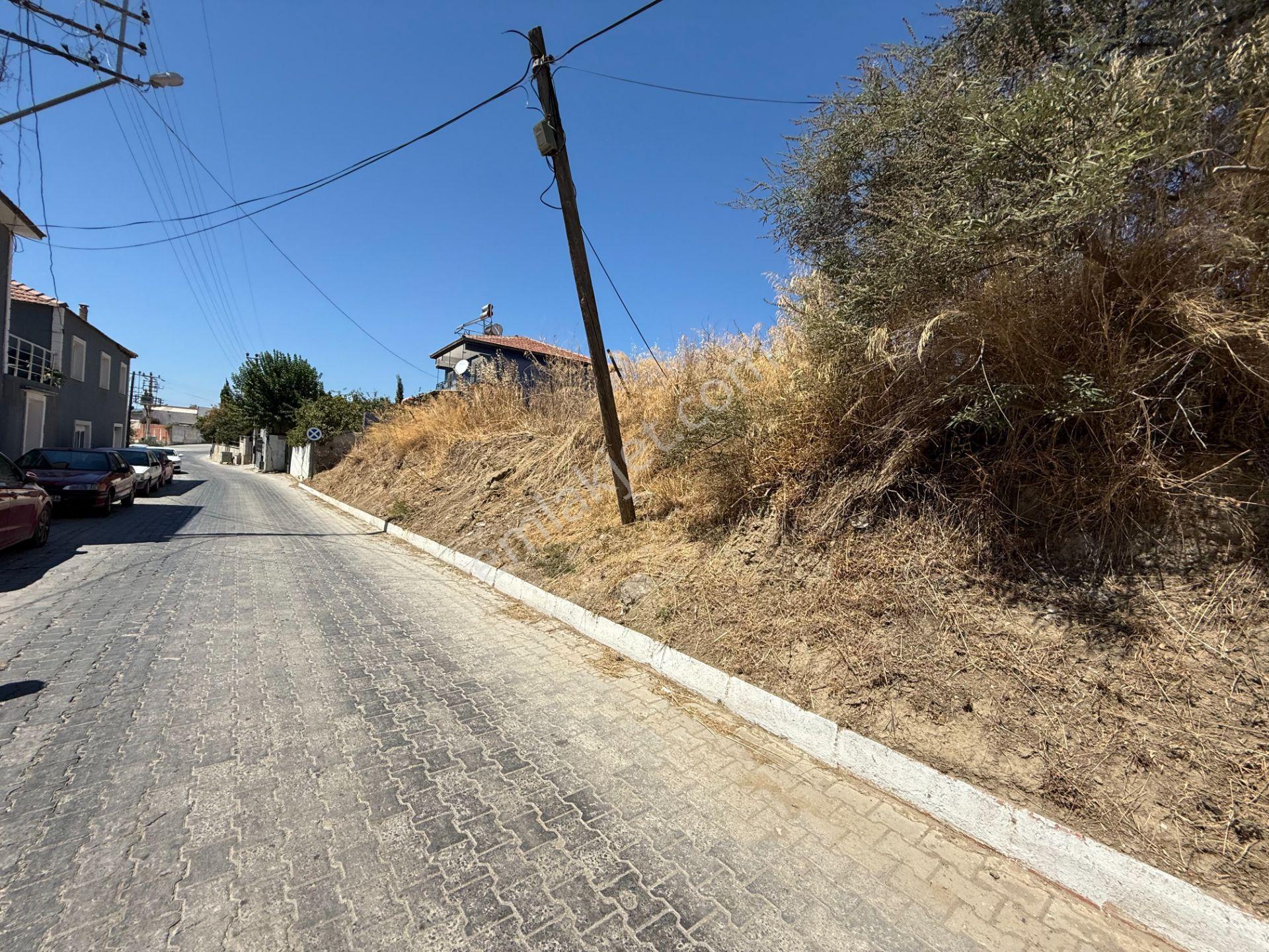 Seferihisar Ulamış Köyü Merkezinde Satılık 1/2 Hisseli Müstakil Ev - Görsel 2