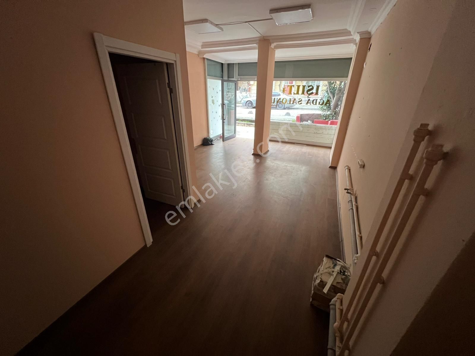 Pegaas'tan Mareşal Caddesine 2.bina Metrobüse 4dk Kiralık Dükkan - Görsel 7