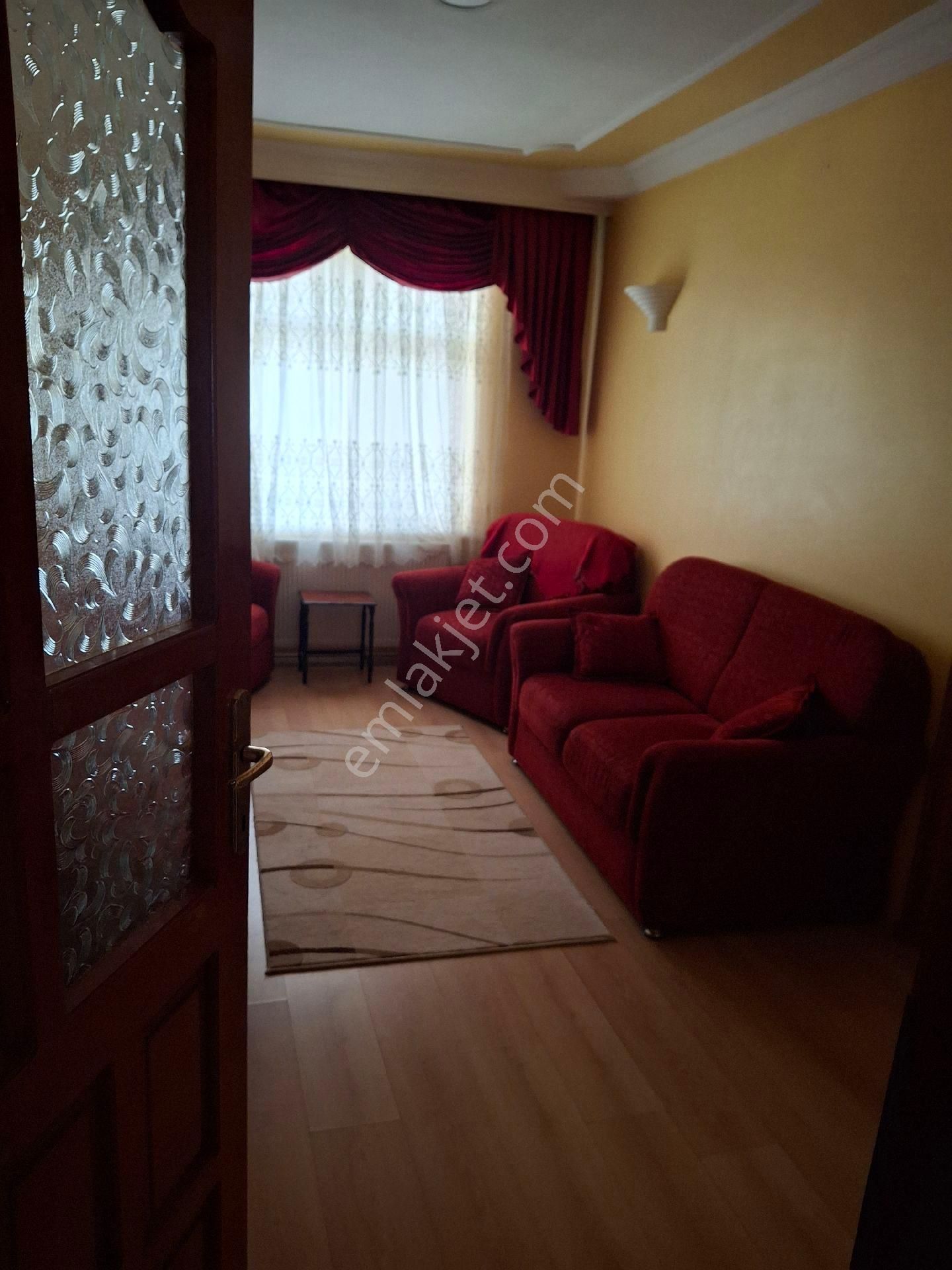 Kayalar Emlaktan Hatip Mah.de Kiralık 3+1 Full Eşyalı - Görsel 4