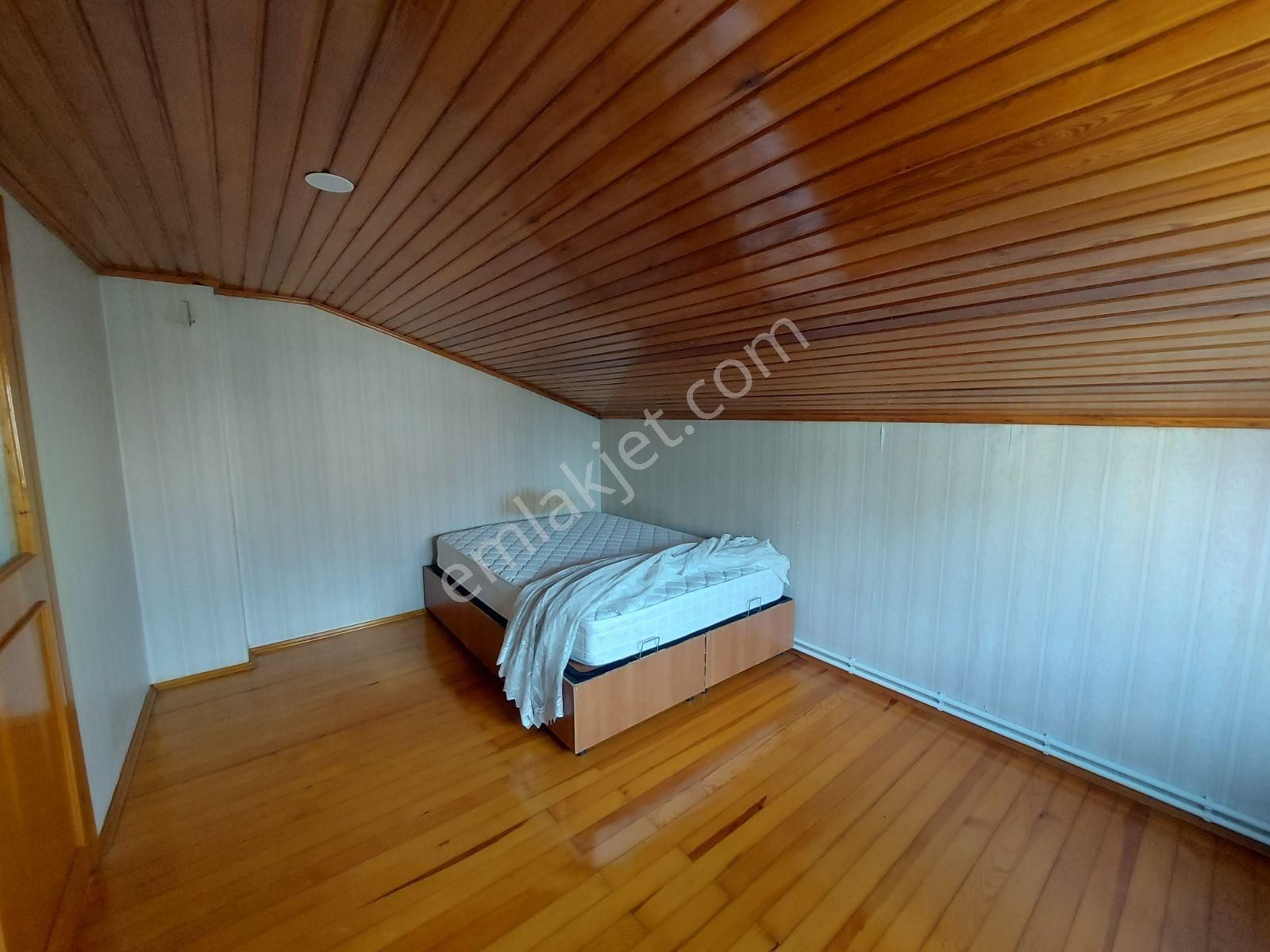 Bulgurlu Metro Ve Lıbadıye Caddesi'ne 8-10 Dk Mesafede Kiralık!! - Görsel 4