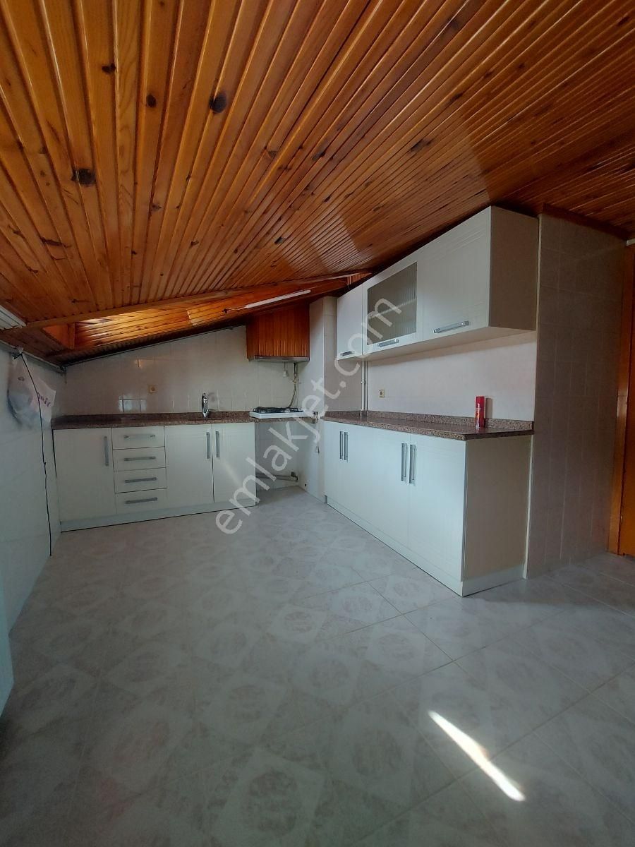 Bulgurlu Metro Ve Lıbadıye Caddesi'ne 8-10 Dk Mesafede Kiralık!! - Görsel 6