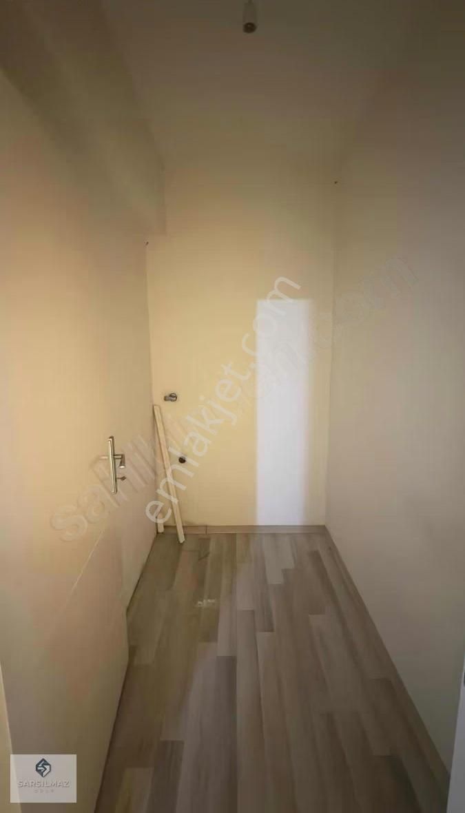 Orta Kat İskanlı Asansörlü Yüksek Krediye Uygun 3+1 Daire - Görsel 19