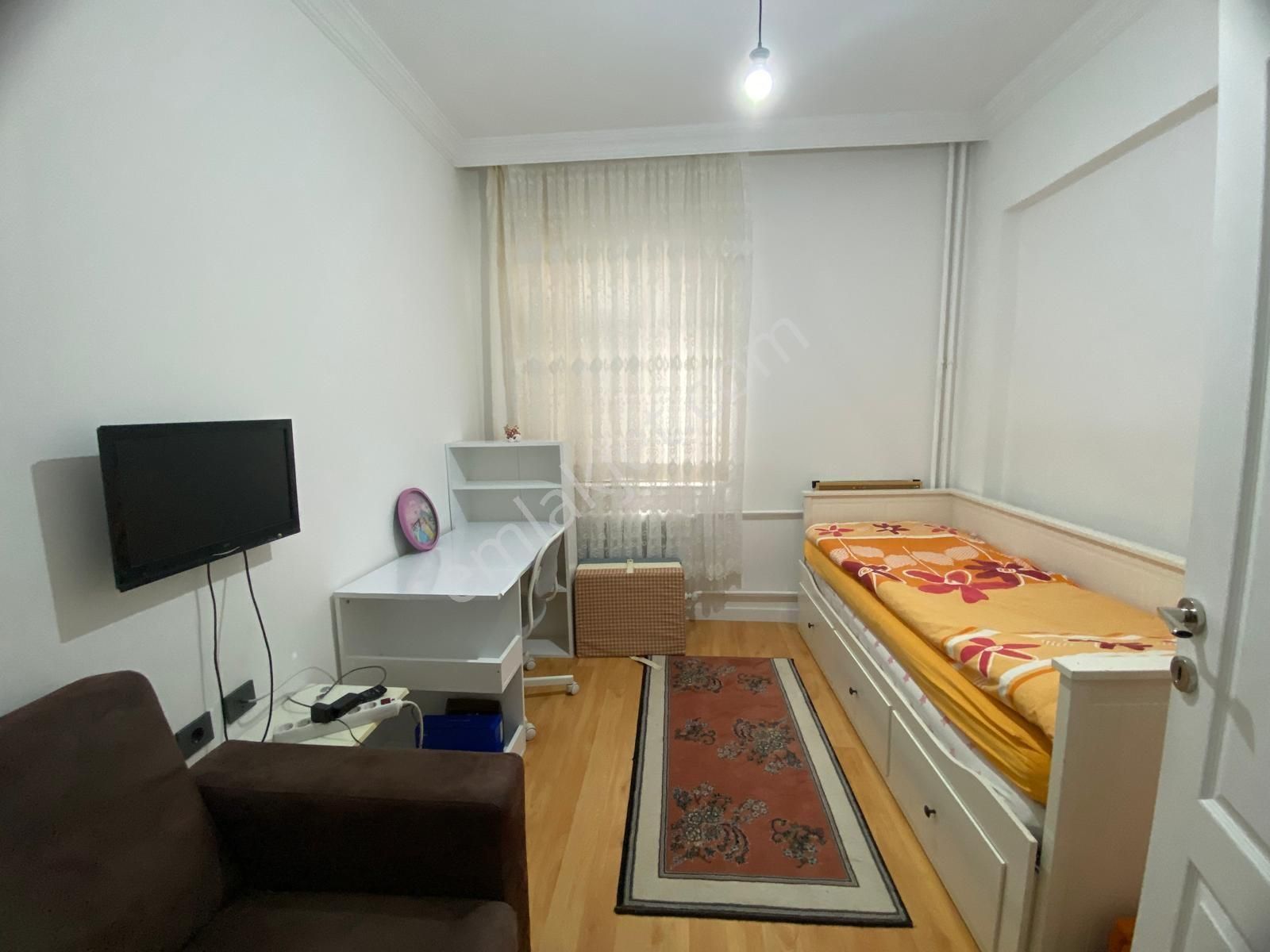 Sokullu Caddesi Üzerinde Sitede Eşyalı Bakımlı Kiralık Daire - Görsel 14
