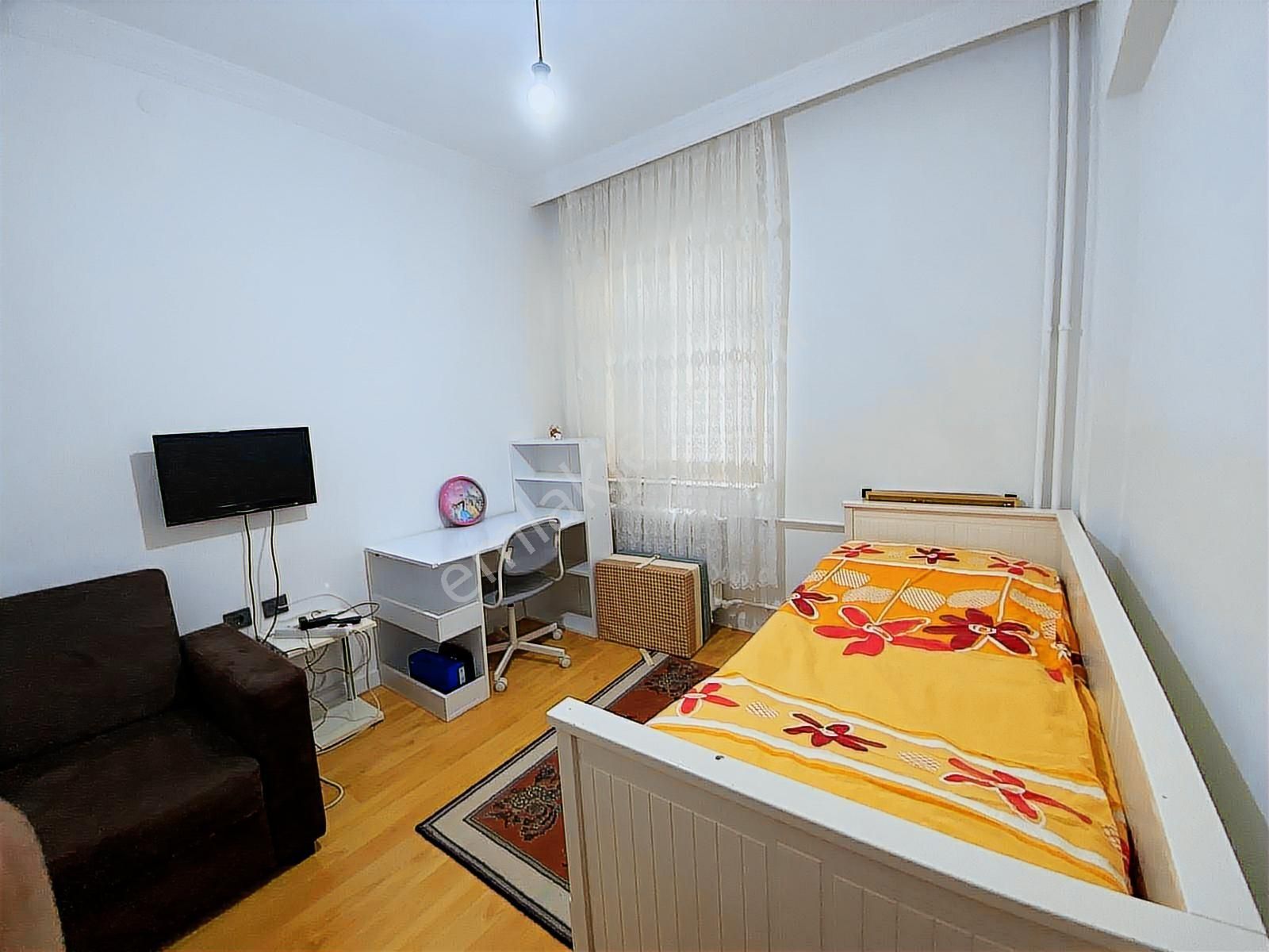 Sokullu Caddesi Üzerinde Sitede Eşyalı Bakımlı Kiralık Daire - Görsel 13