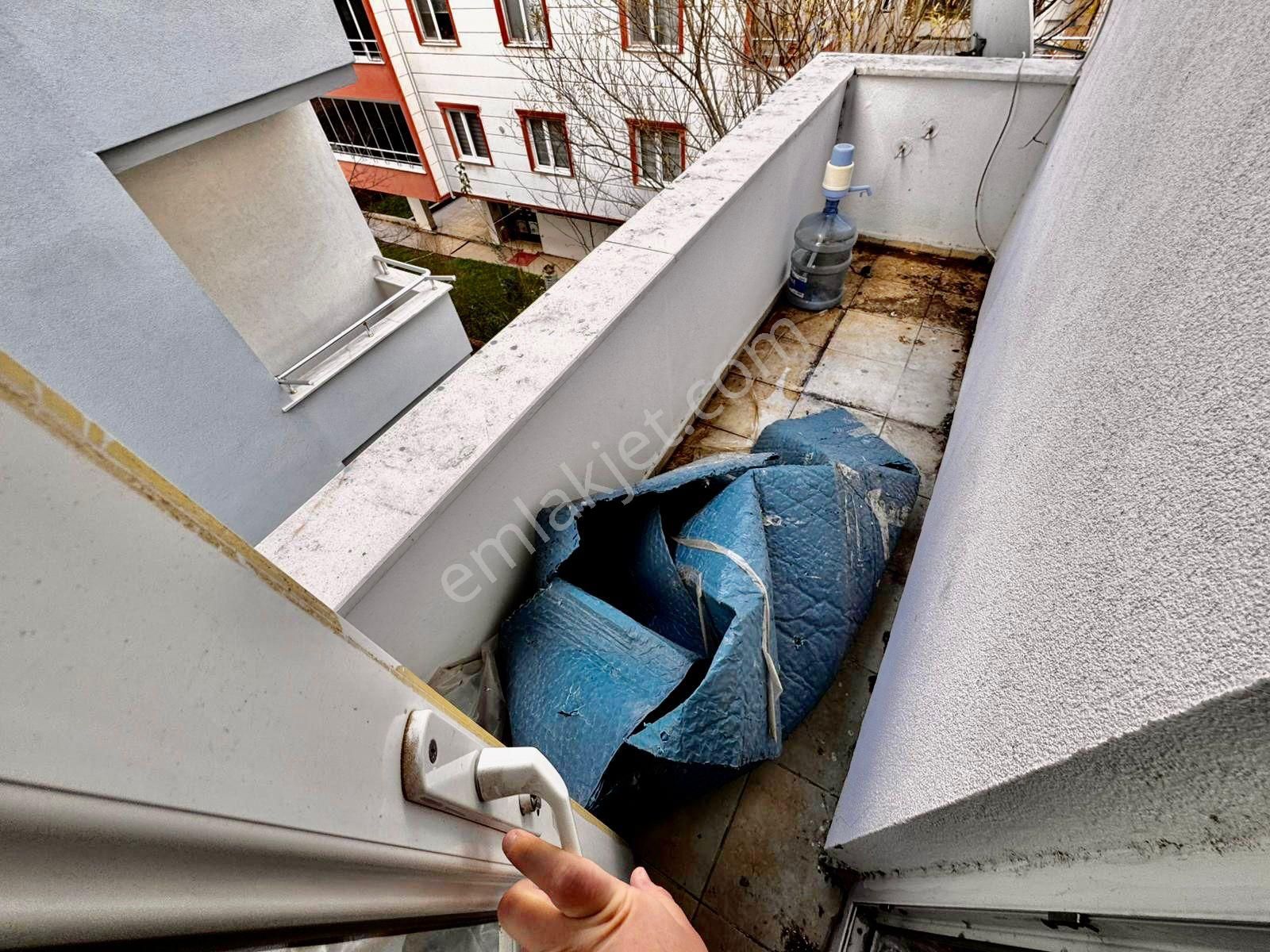 ▓karabuluttan▓merkezi Konumlu 2+1 Ön Cephe Doğalgazlı Kiralık Daire - Görsel 19