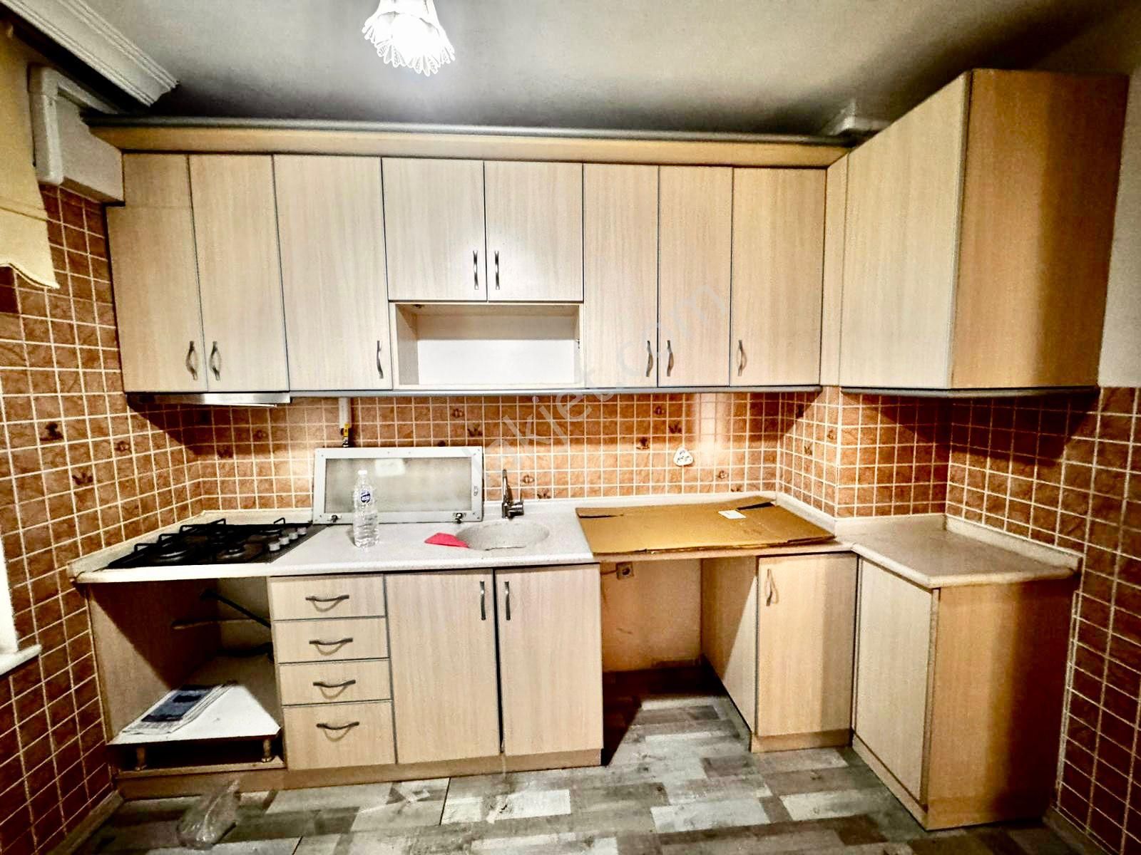 ▓karabuluttan▓merkezi Konumlu 2+1 Ön Cephe Doğalgazlı Kiralık Daire - Görsel 10